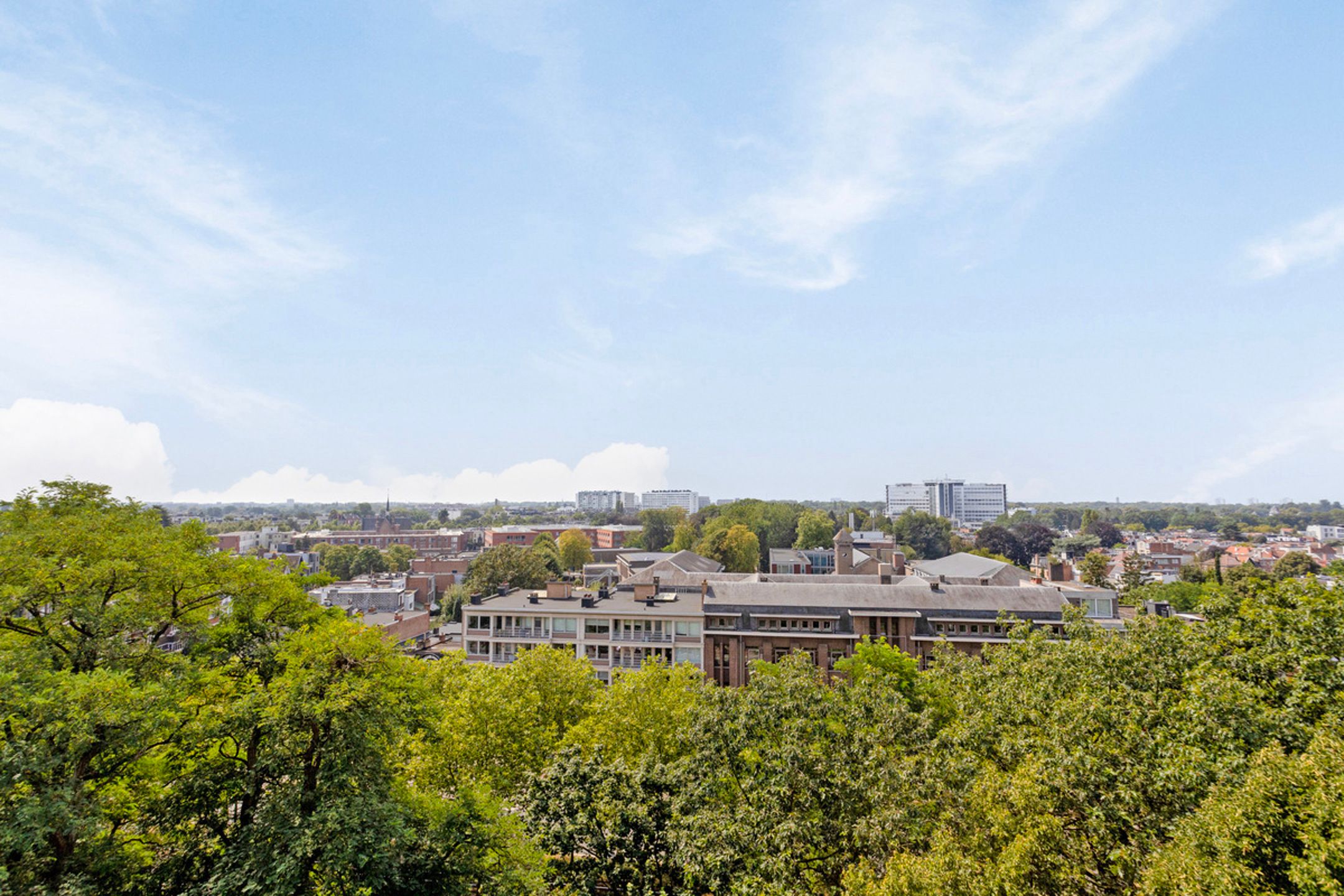 DUPLEX-PENTHOUSE MET PANORAMIC VIEW foto 8