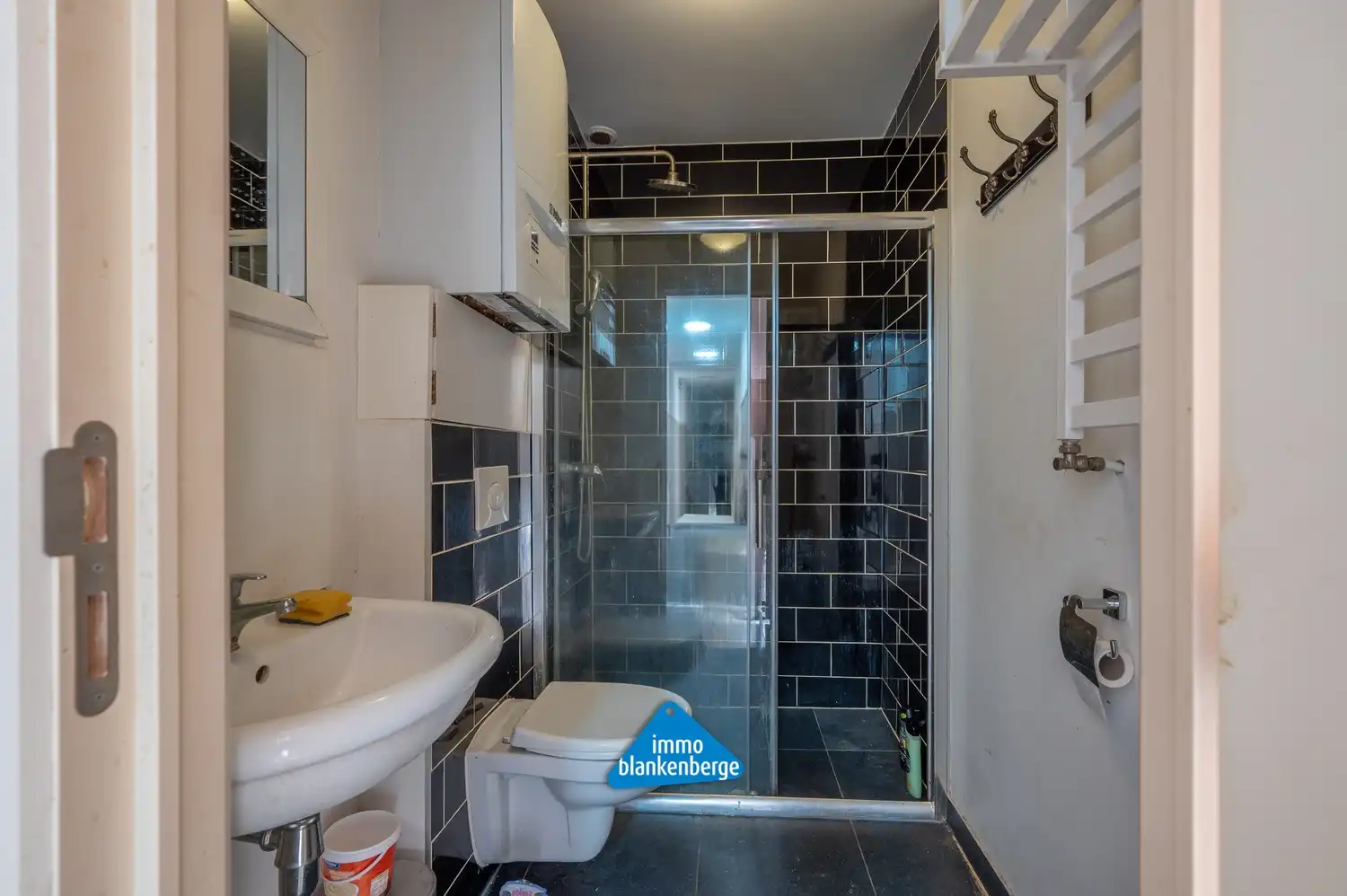 Zeer Ruim  Appartement met 3 Slaapkamers nabij de Zeedijk foto 16