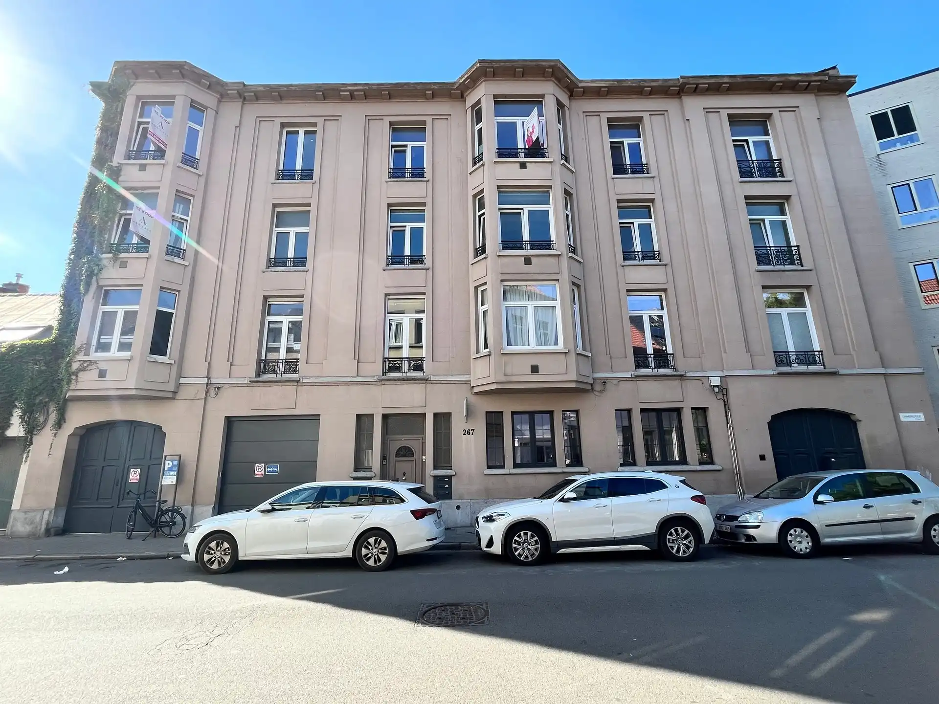 Grondidg gerenoveerd 1 slpk appartement met dressing foto 11