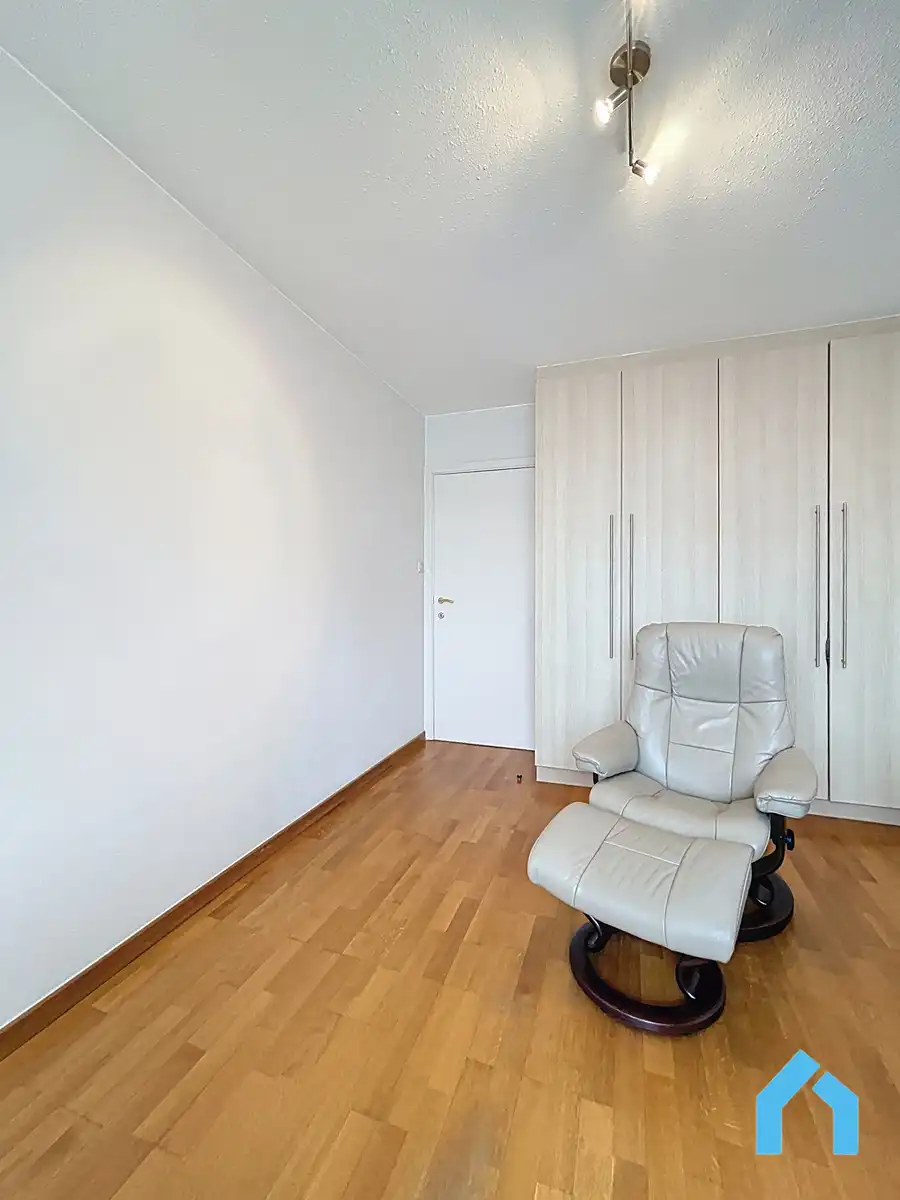 Charmant appartement met ruim terras te koop! foto 21