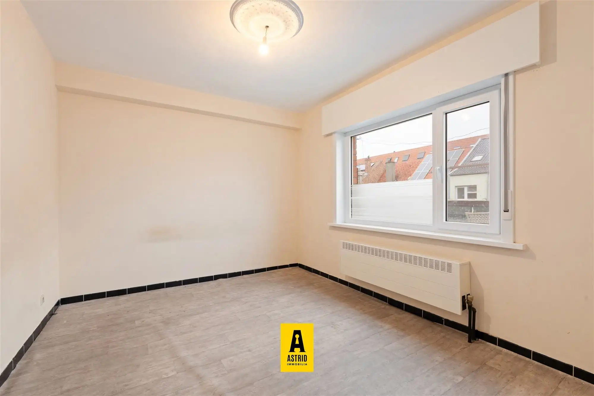  Ruime rijwoning met 5 slaapkamers en tweewoonst-indeling op topligging in Bredene foto 20