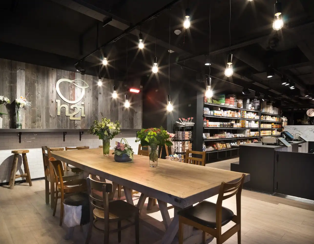 Opvallend instapklaar handelspand met 17 m gevelbreedte en topvisibiliteit foto 5