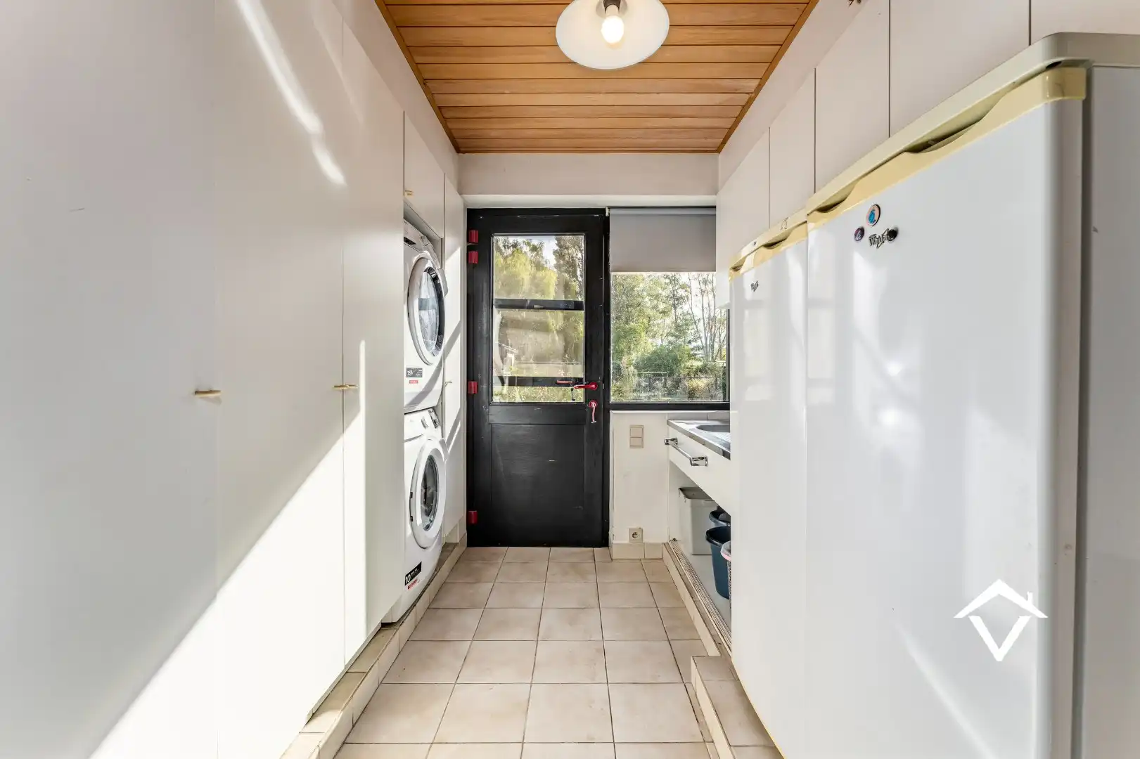 Instapklare woning met 6 slaapkamers op een topligging te Koekelare  foto 17