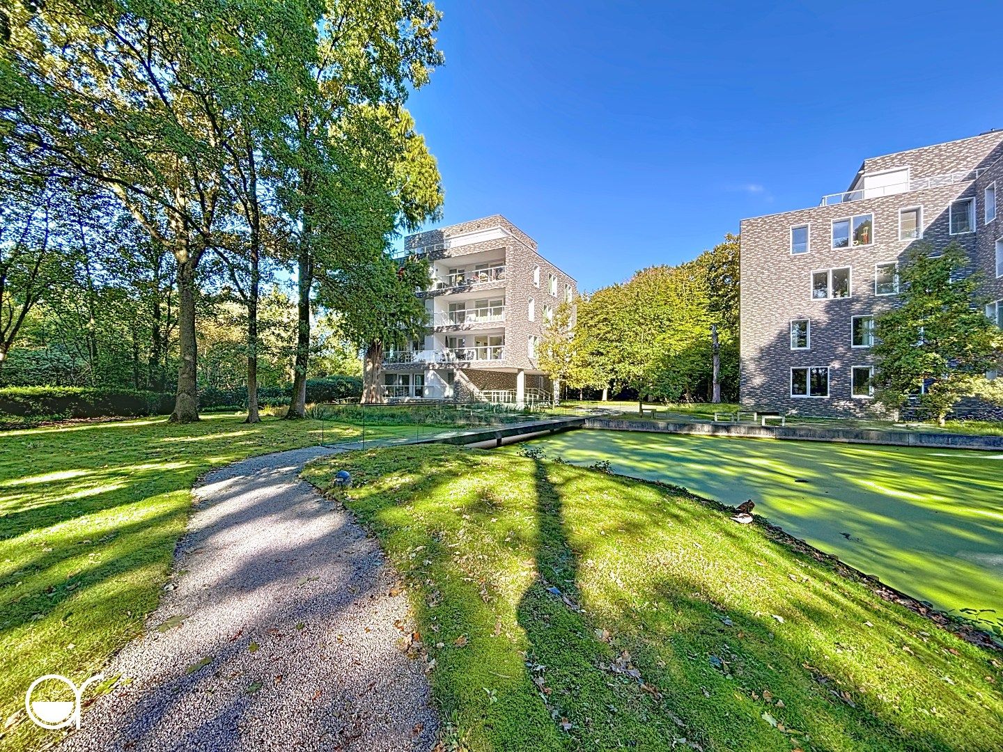 Luxueus appartement met terras & groenzicht in Wondelgem foto 14