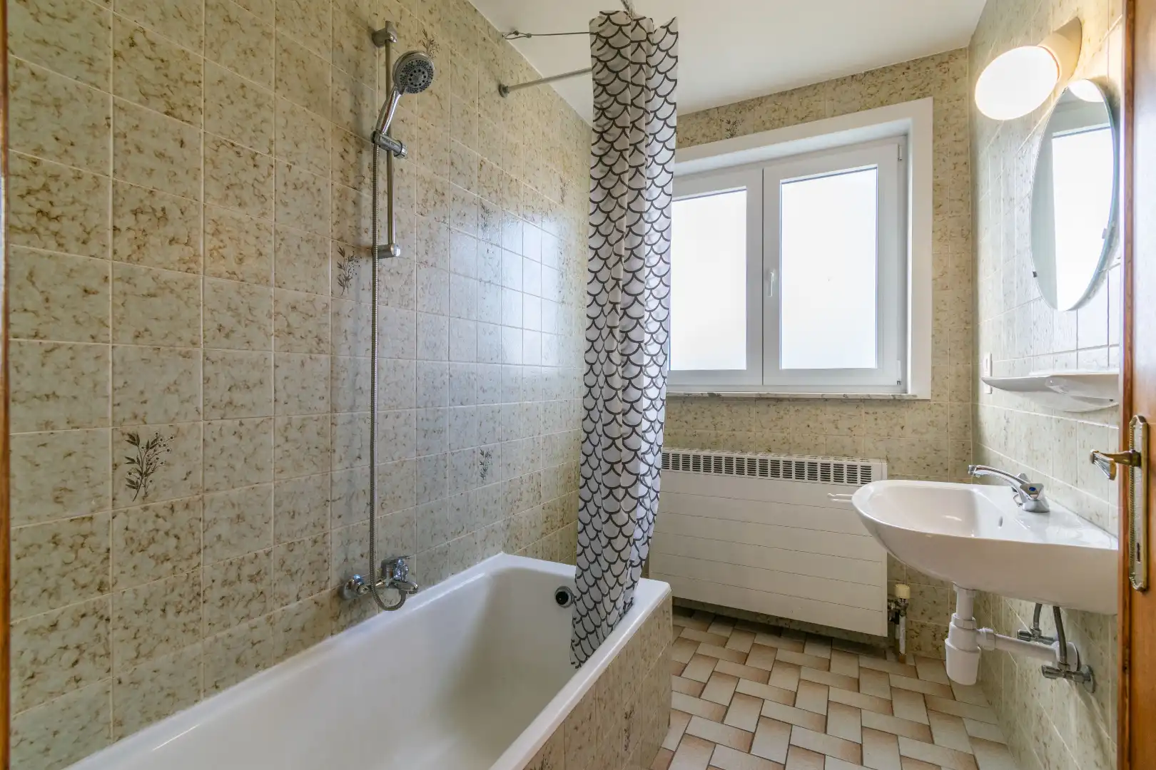 Een goed gelegen appartement te Halle! foto 9