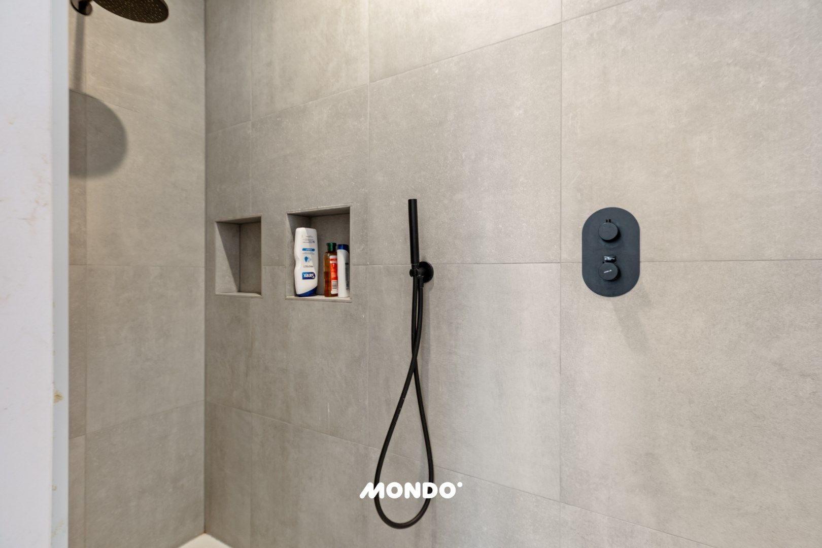 Luxe wonen: Penthouse met 3 SLK in Résidence la France, Antwerpen foto 22