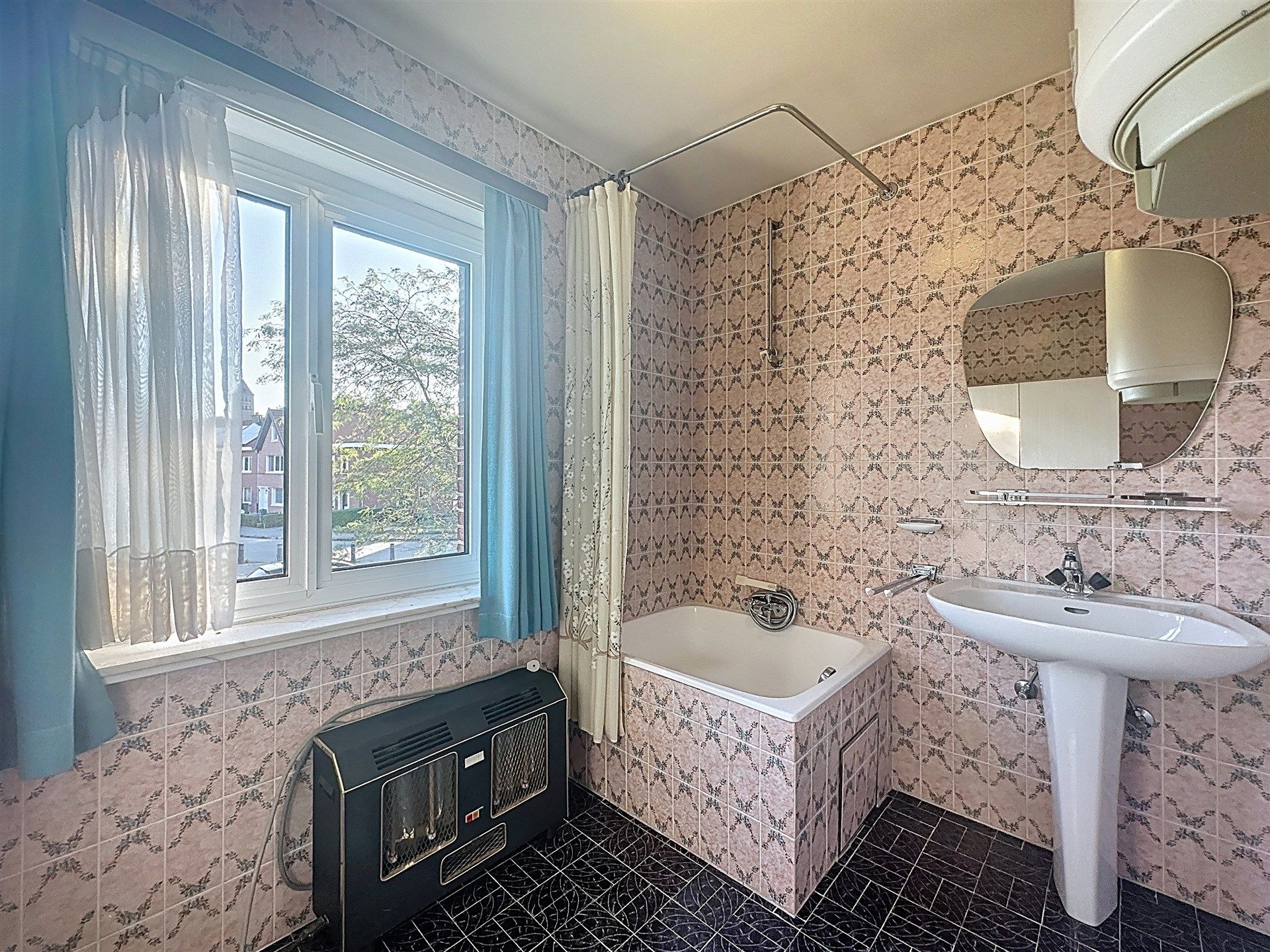 Gezinswoning met 3 slaapkamers en voortuin op perceel van 246m² in Sint-Niklaas foto 14