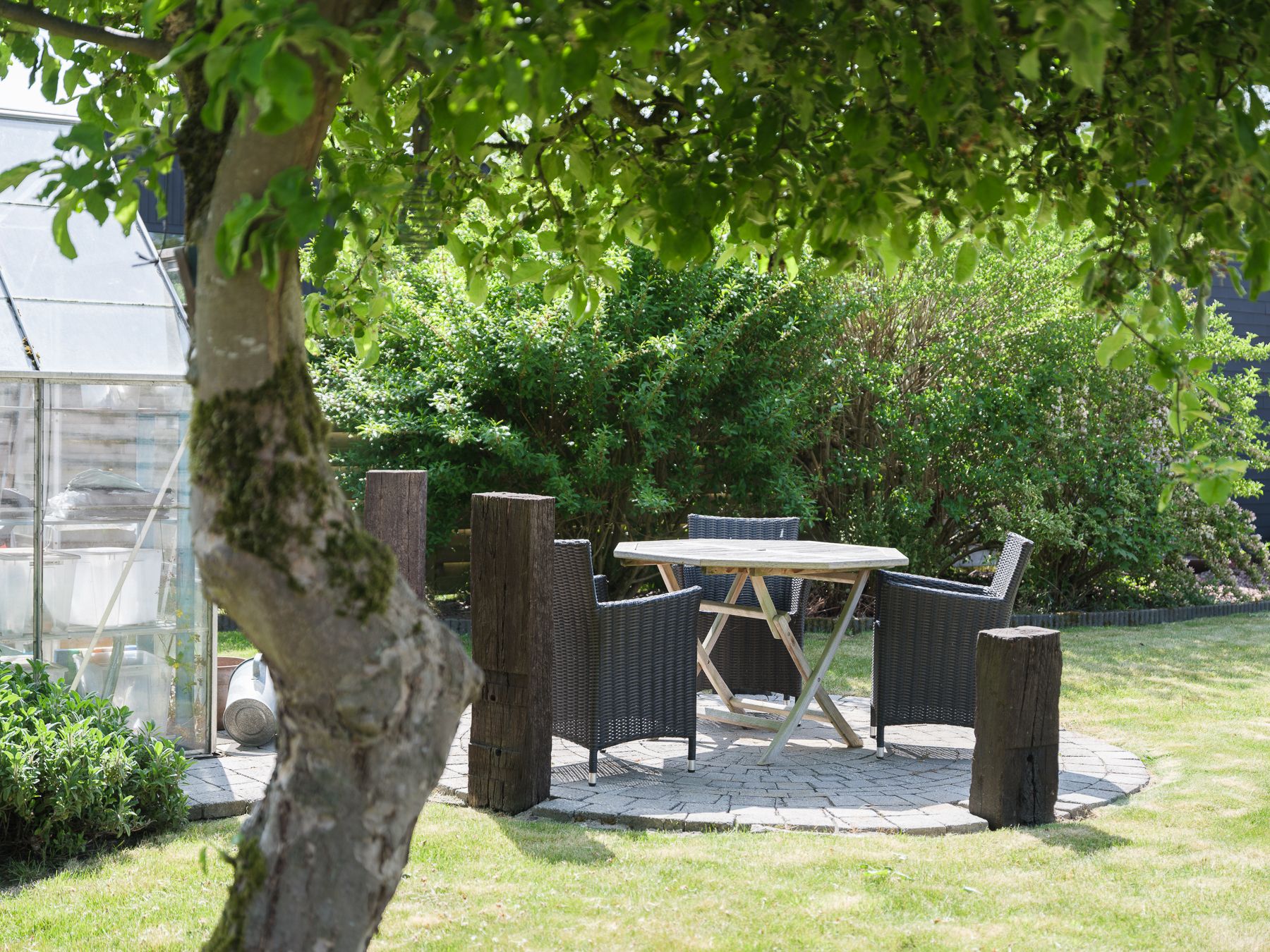 Charmante woning met zonnige tuin in het groene Drongen foto 20