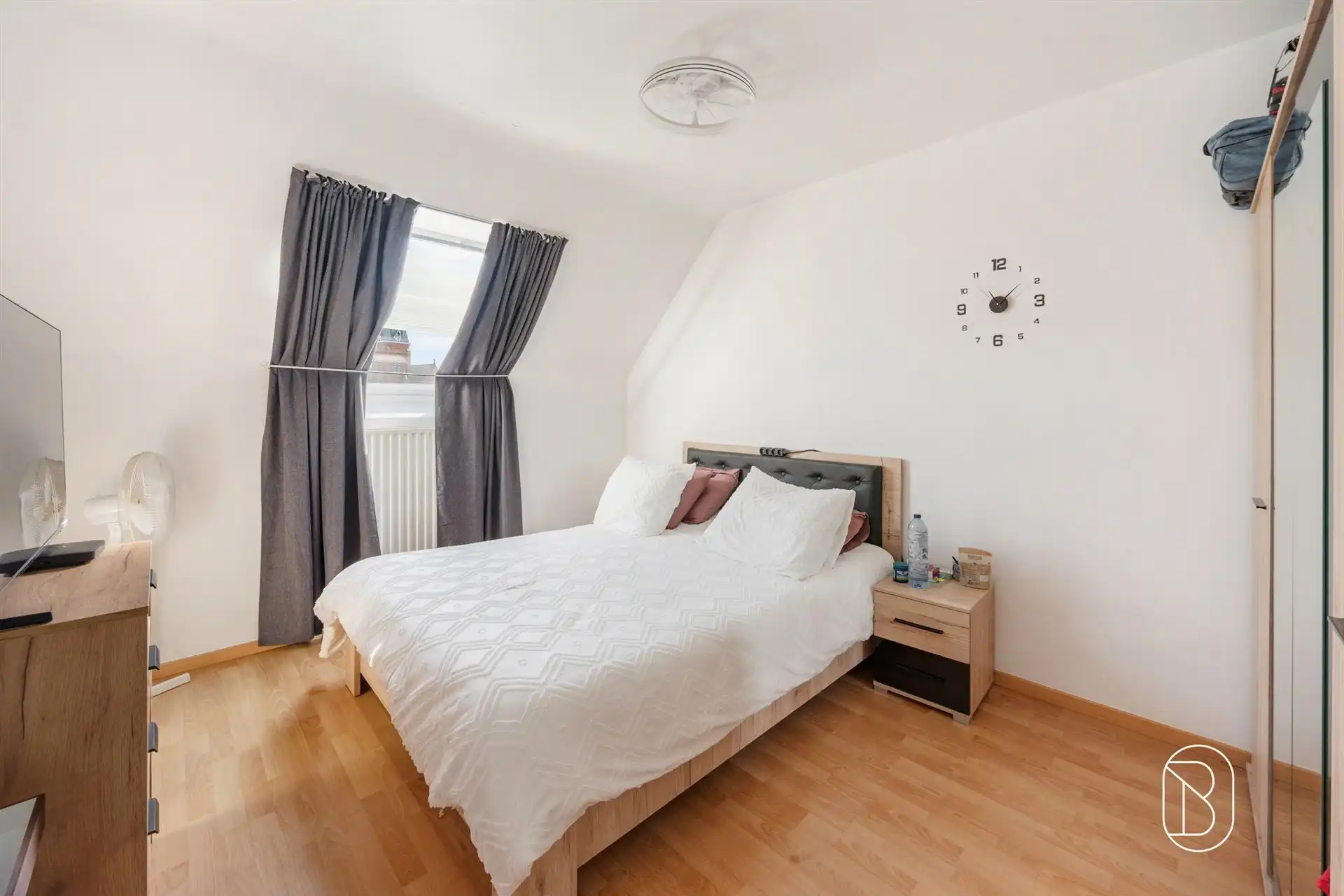 Ruim en instapklaar appartement met kelder en parkeerplaats foto 7