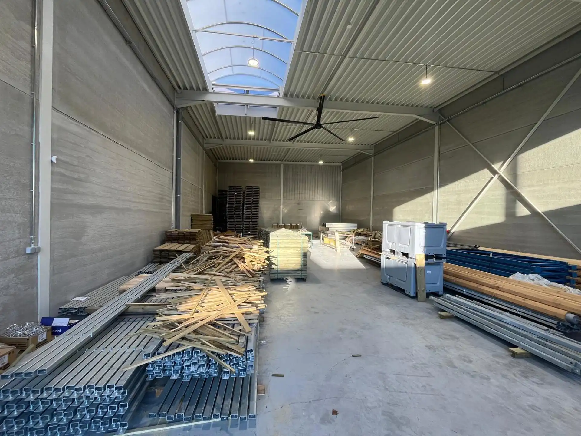 Schoten nieuw magazijn 288m²  foto 2