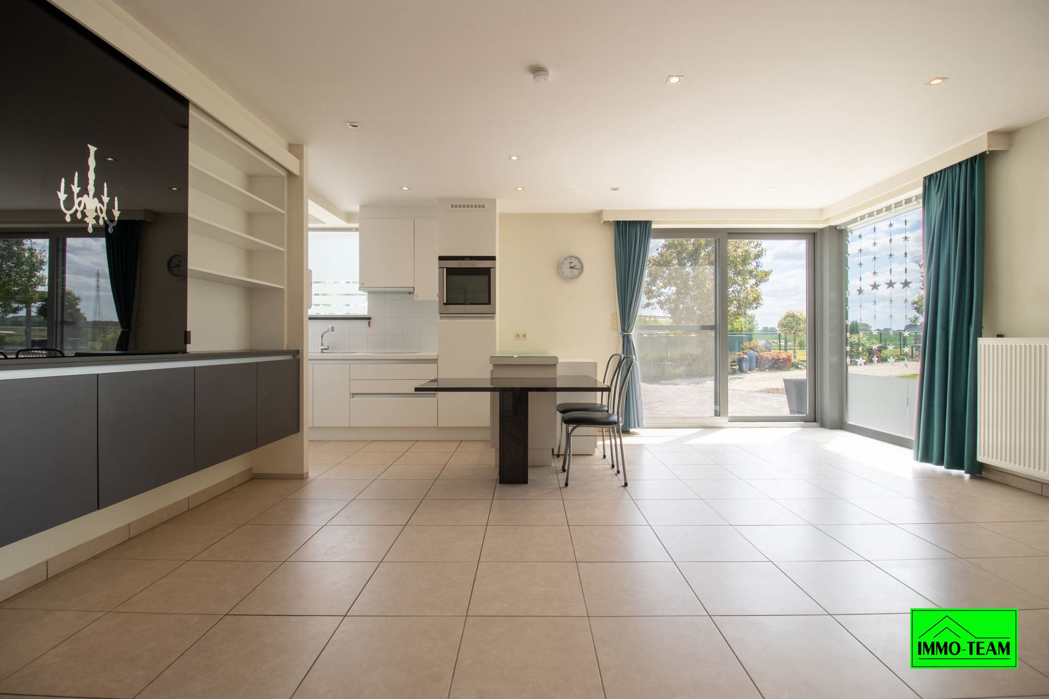 RUIME GEZINSWONING MET 5/6 SLPKS - 2BADK  foto 9