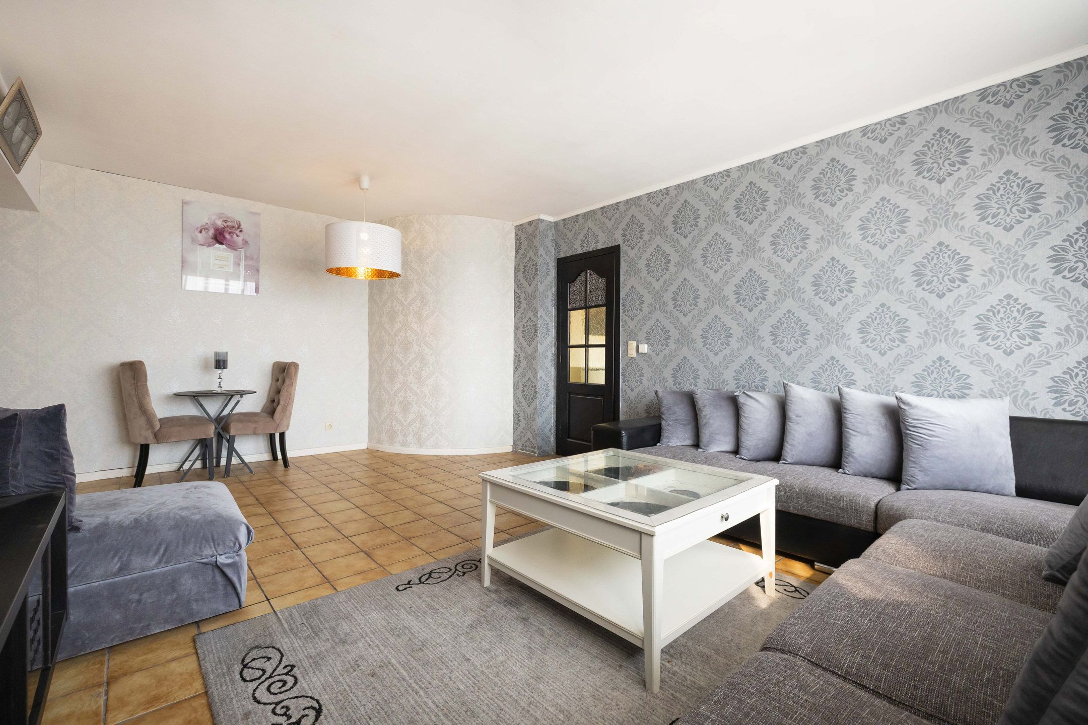 Charmant appartement met 2 slaapkamers van ± 73 m² foto 3