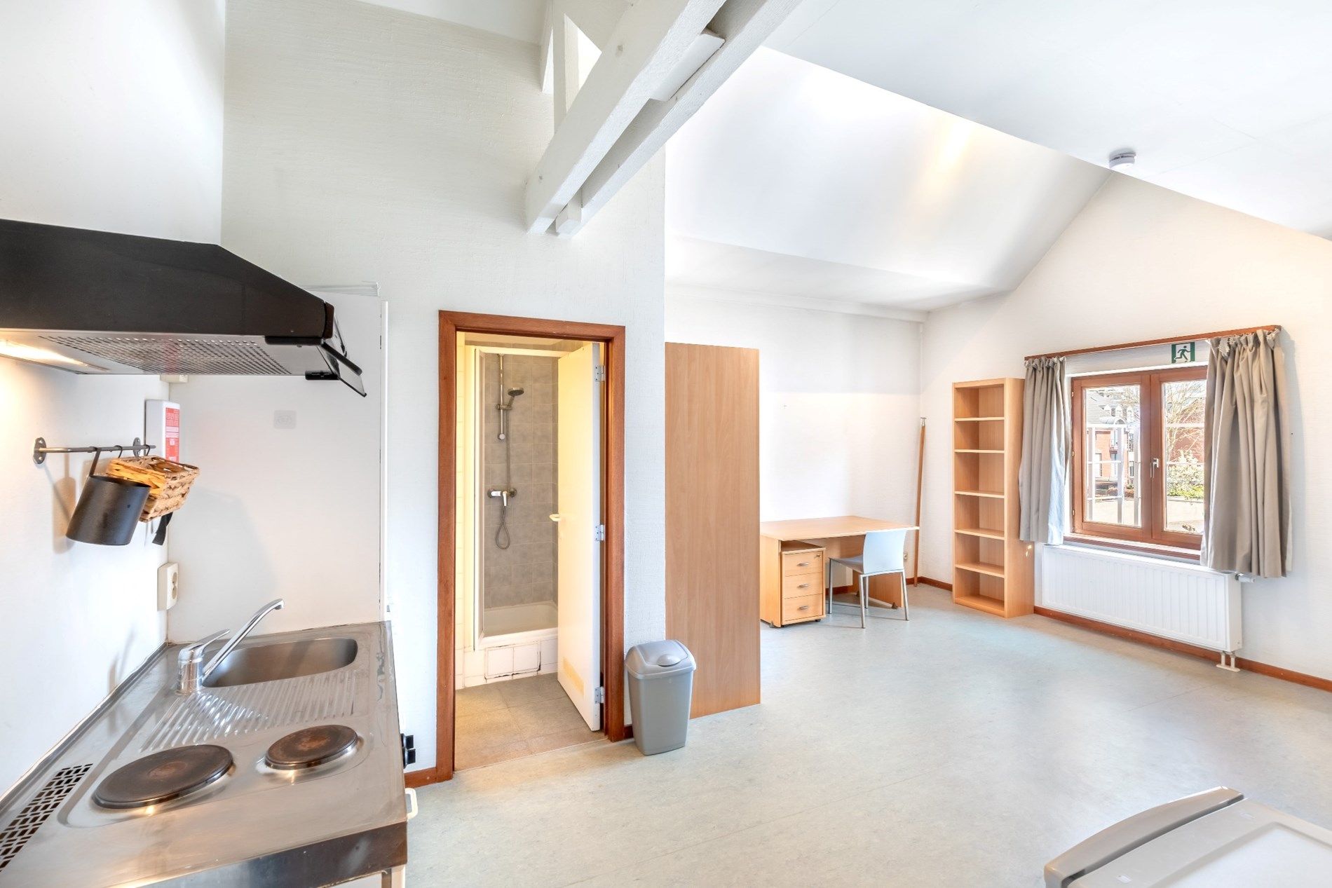 Ruime, bemeubelde studentenstudio's foto 3
