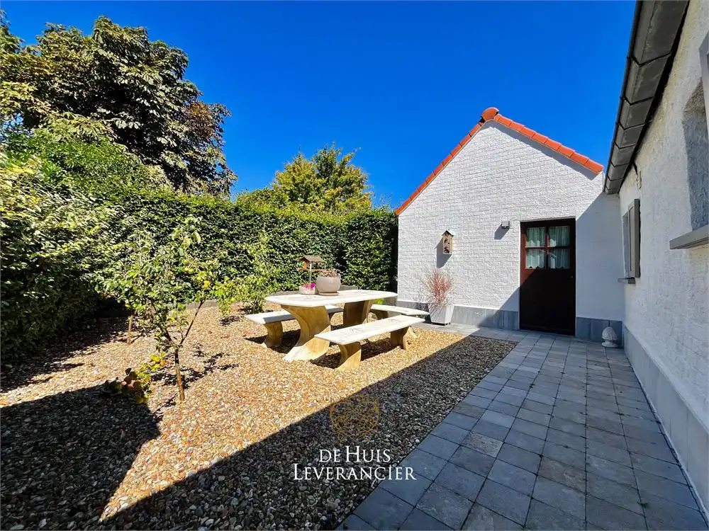 Authentiek vissershuis met tuin in hartje Koksijde foto 5