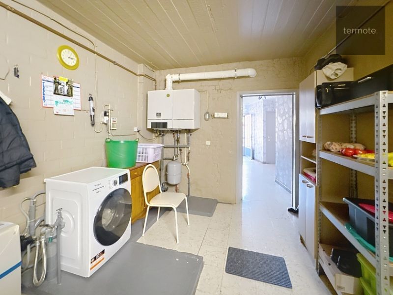 rijwoning met garage foto 12