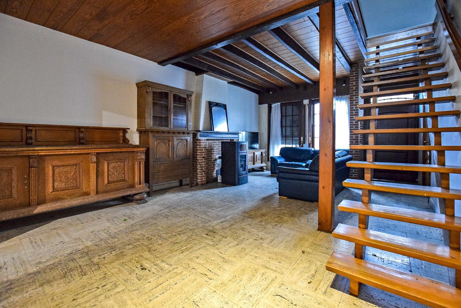 Te renoveren woning met 3 slaapkamers en zongerichte tuin. foto 6