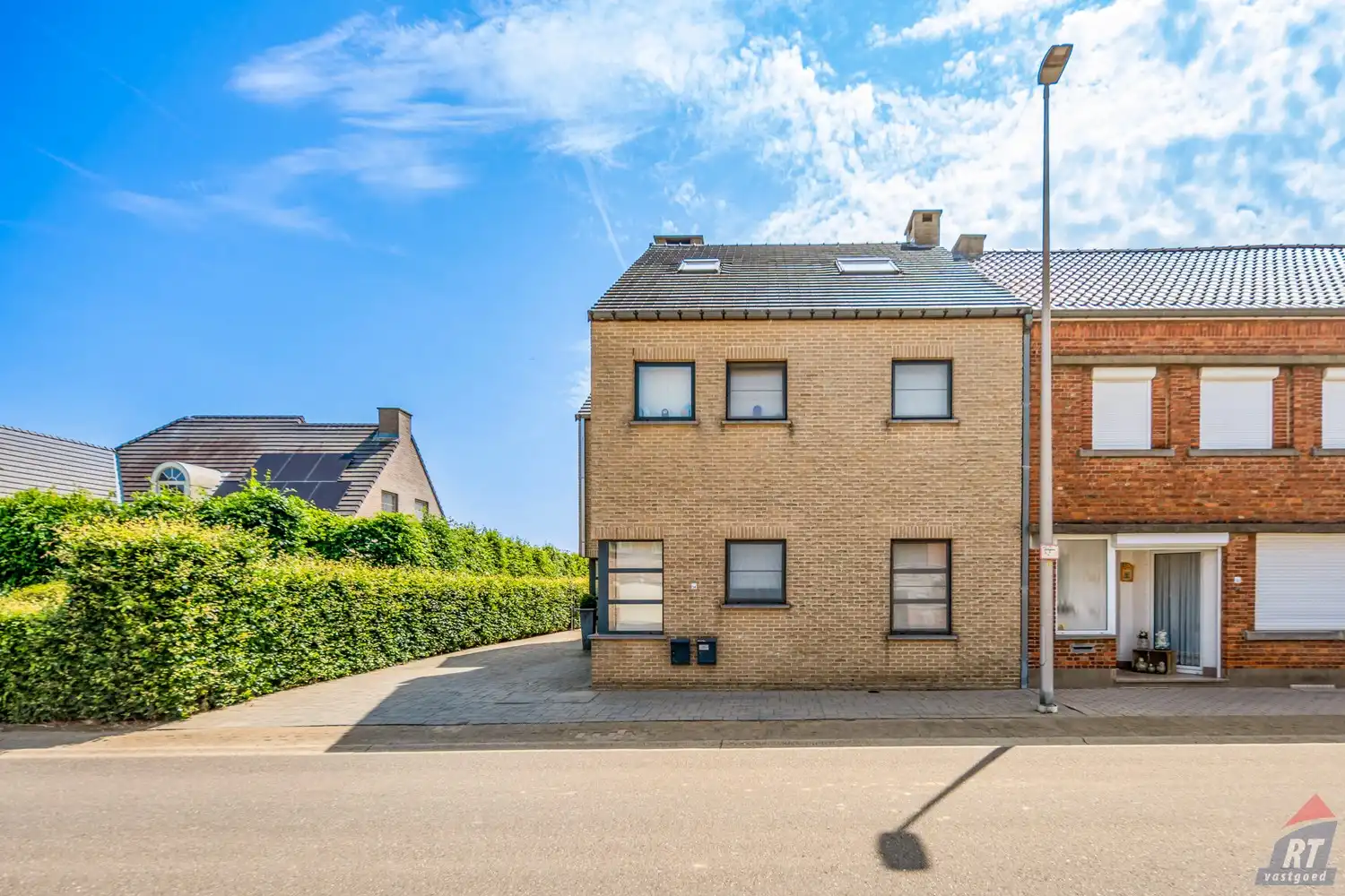 Gelijkvloers appartement met 2 slaapkamers, ruim terras en garage in Tongeren-Borgloon foto 18