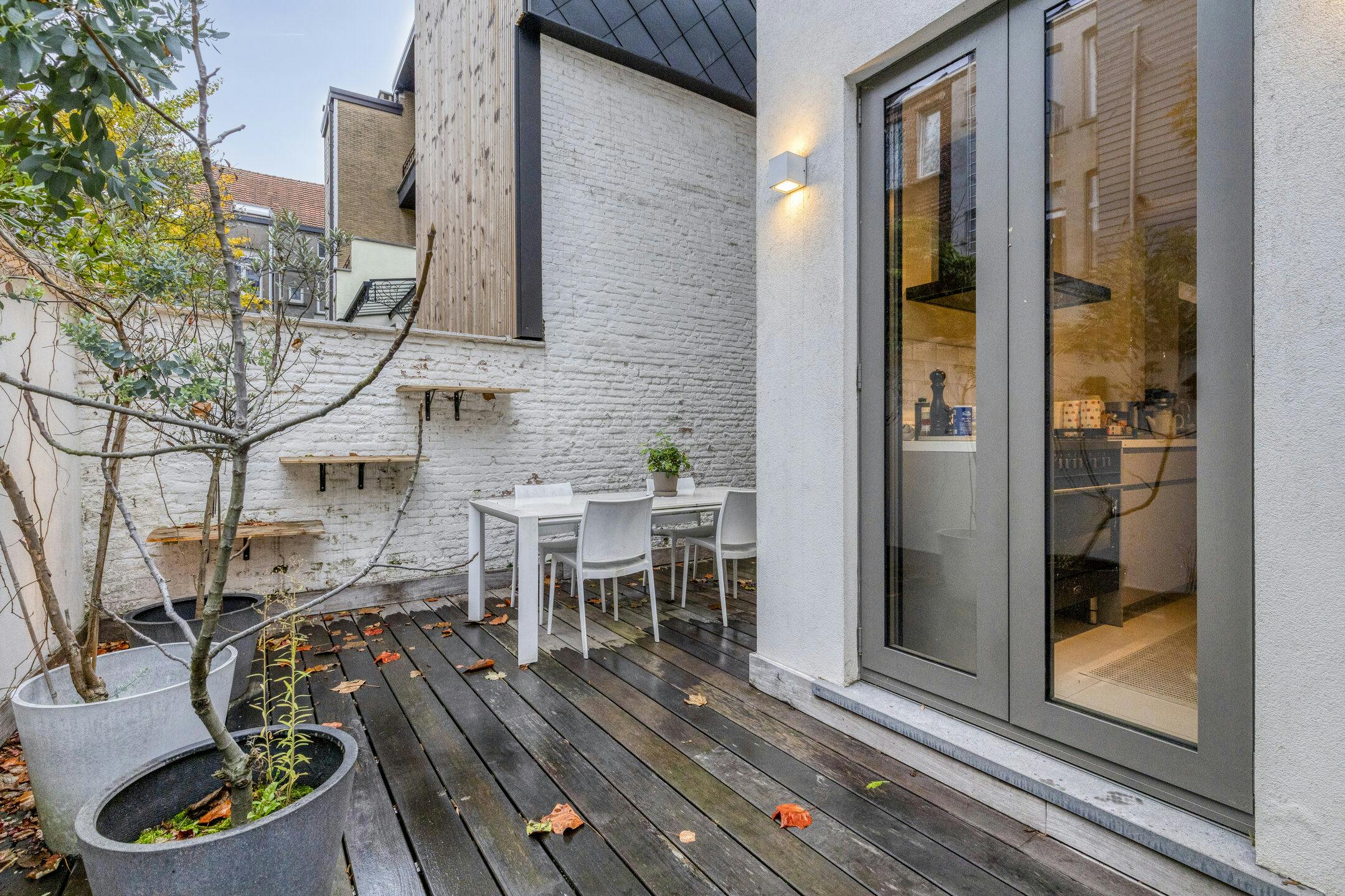 Ruim herenhuis te koop in Antwerpen foto 4