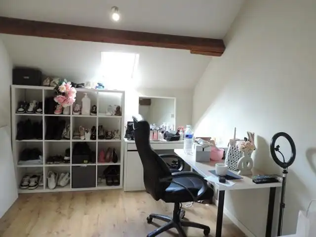 Ruim en instapklaar duplex appartement met autostaanplaats foto 15