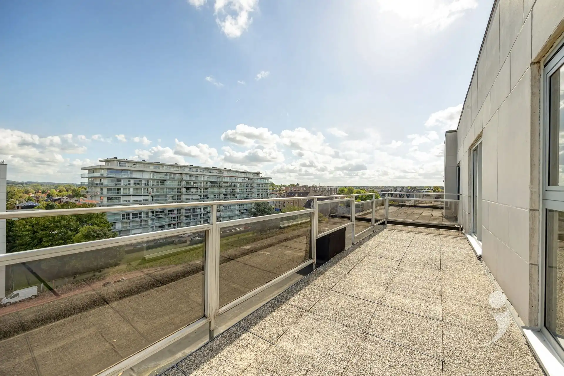 Gerenoveerde studio met groot terras en prachtig uitzicht in Heverlee foto 16