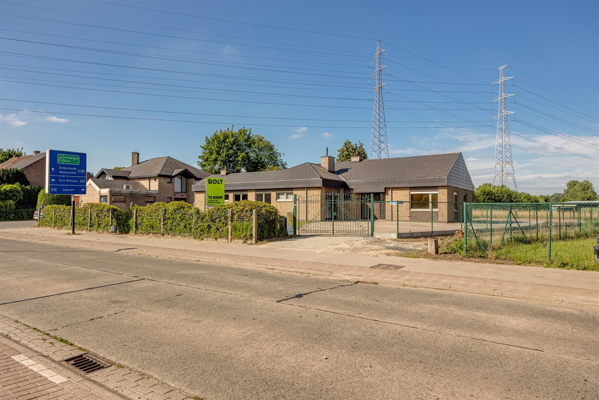 Bungalow op perceel van ca 1824m² in het groen foto 33