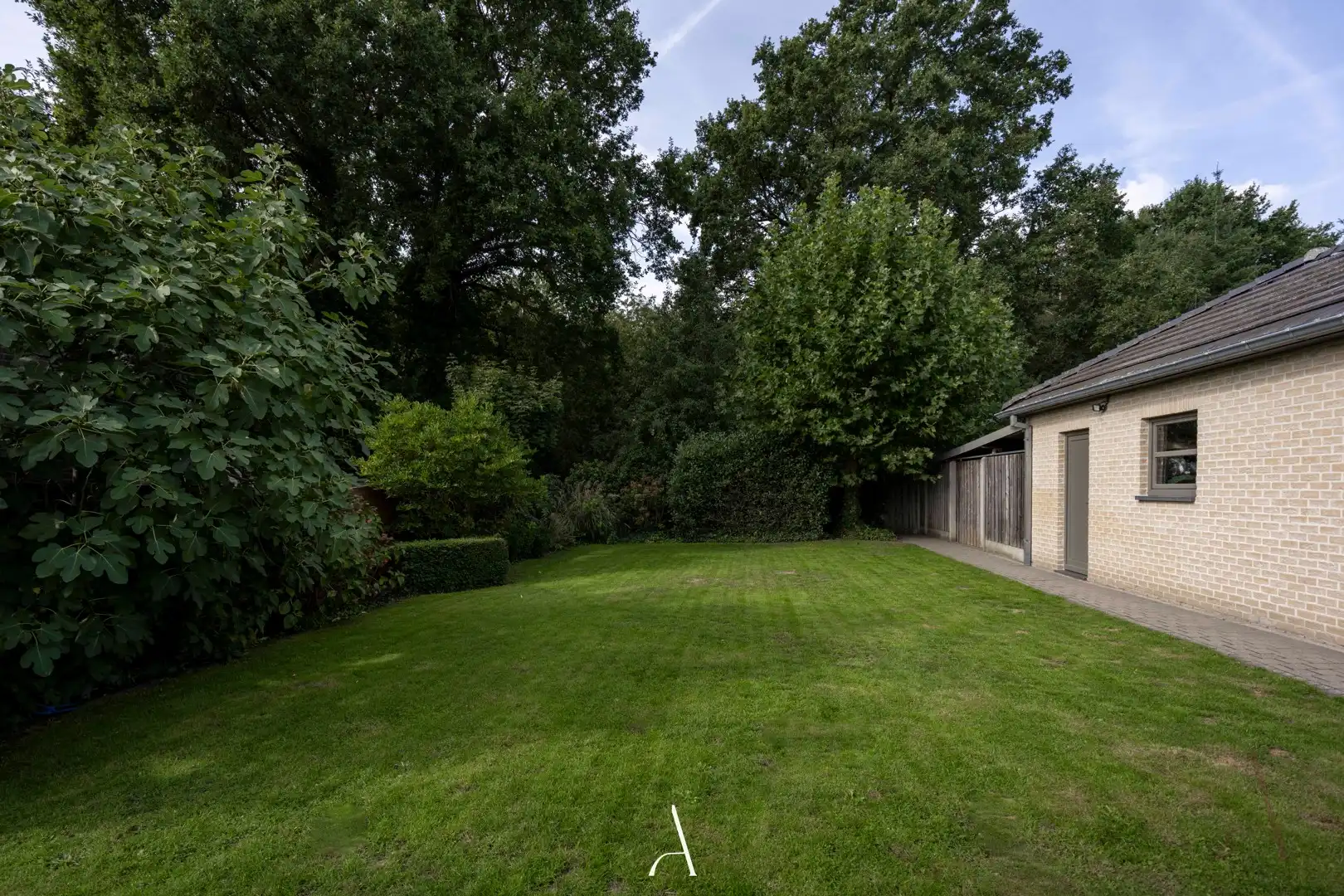 Ruime en energiezuinige villa met 4 slaapkamers op 763 m² in Molenbeersel foto 22