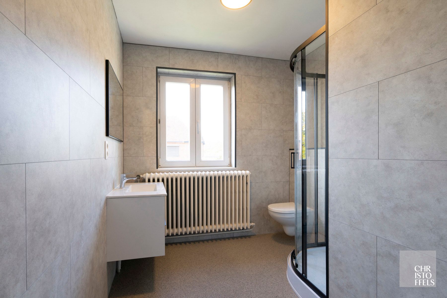 Residentieel en centraal wonen in een groene omgeving. foto 15