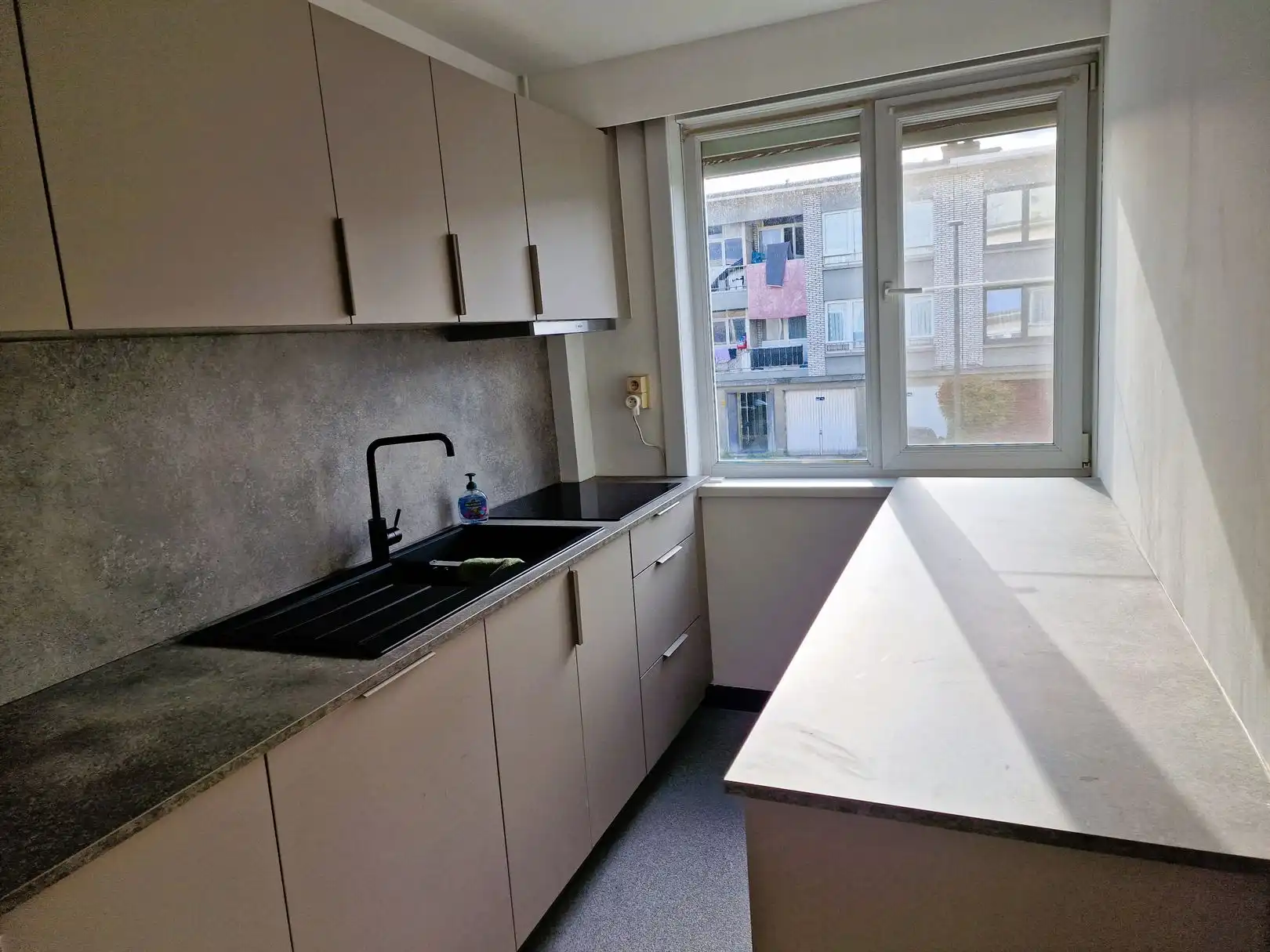 2-SLPK-APPARTEMENT MET TERRAS NABIJ RIVIERENHOF foto 6