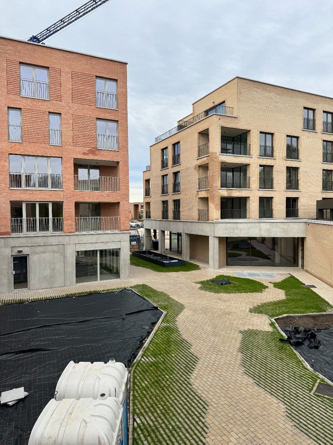 NIEUWBOUWAPPARTEMENT MET 2 SLAAPKAMERS, TERRAS, ONDERGRONDSE AUTOSTANDPLAATS EN KELDERBERGING IN RESIDENTIE "DE KWINT" TE ZONHOVEN foto 6