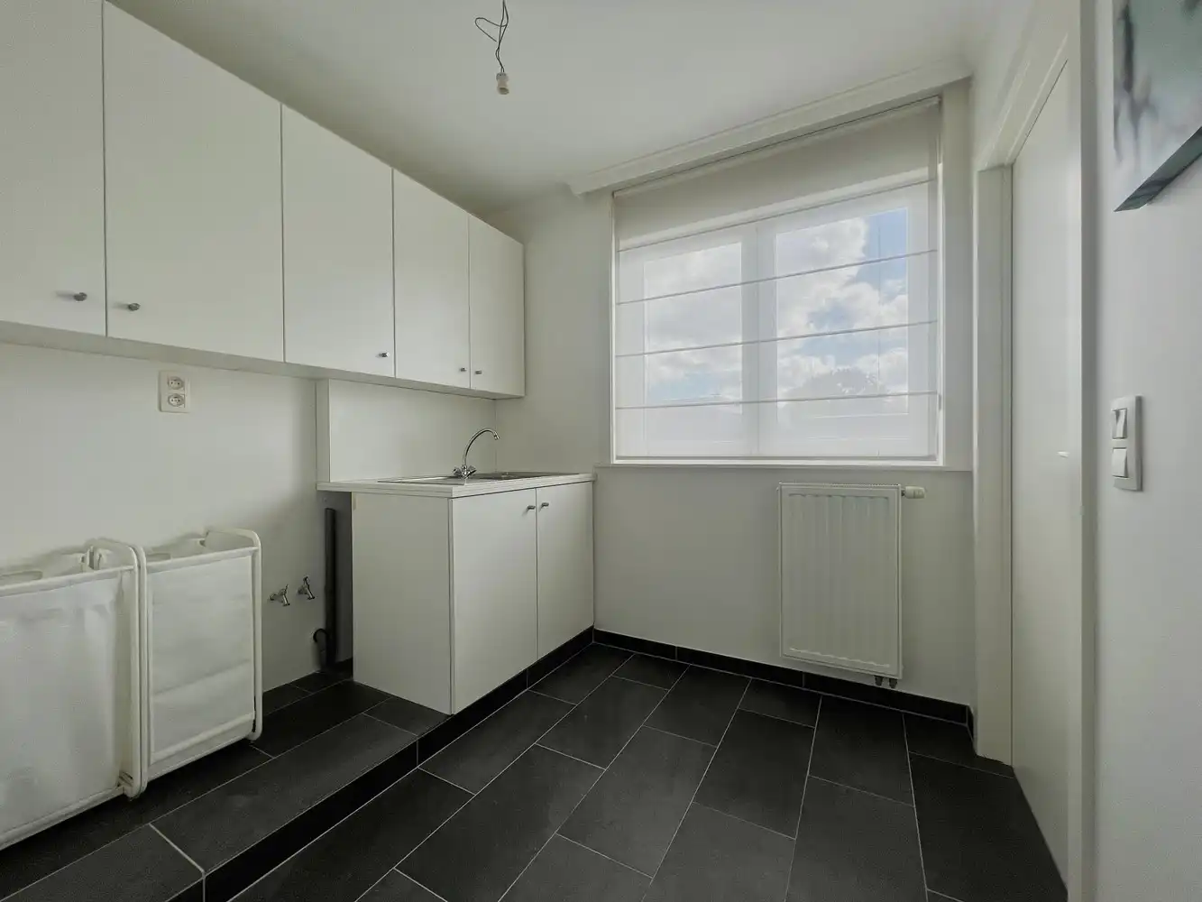 Prachtig vernieuwde gezinswoning in hartje Torhout foto 12