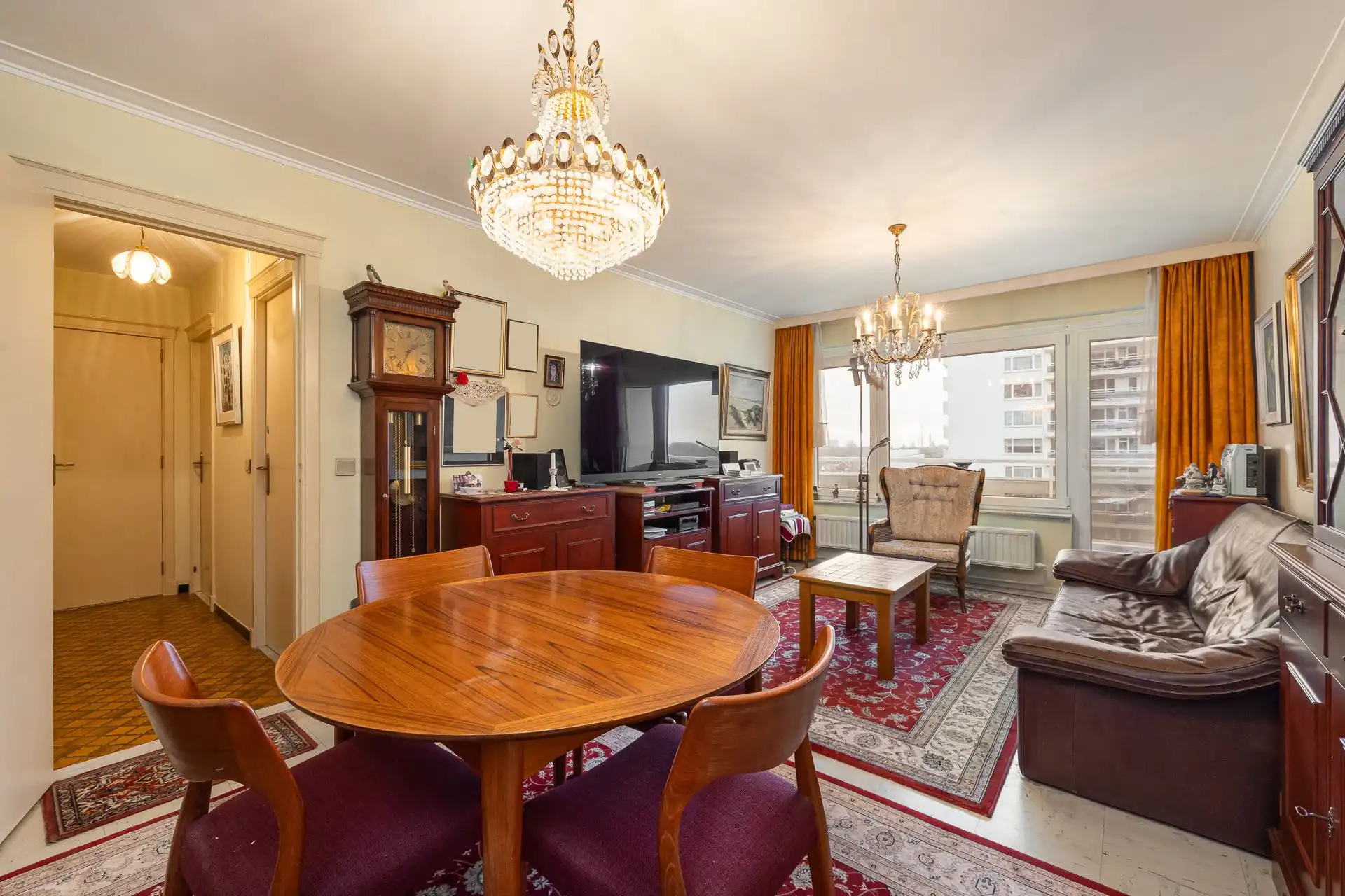 Energiezuinig 2-slpk.-appartement op de 8e met ruim terras! foto 2