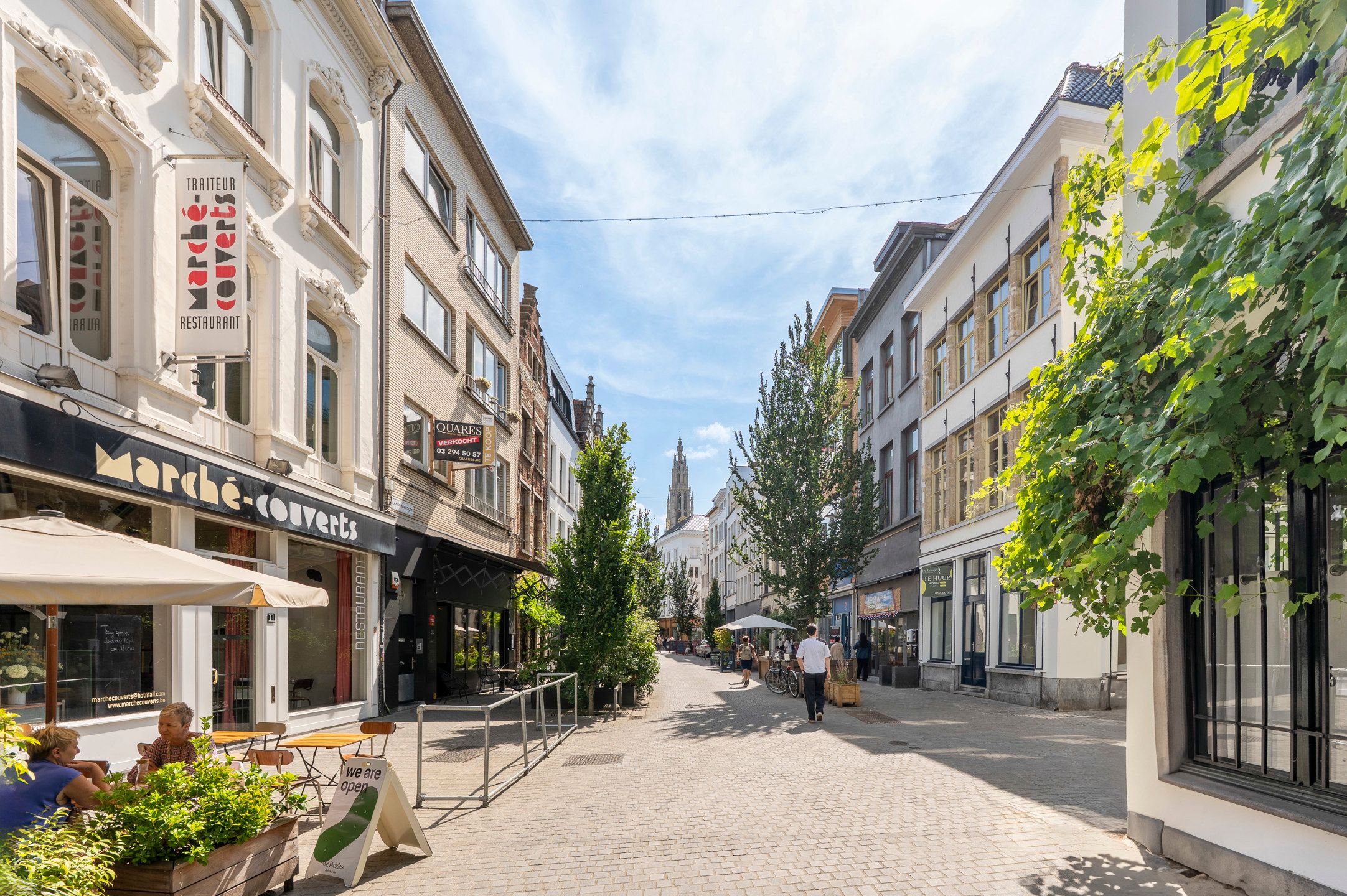 Handelspand met karaktervolle gevel op toplocatie foto 6