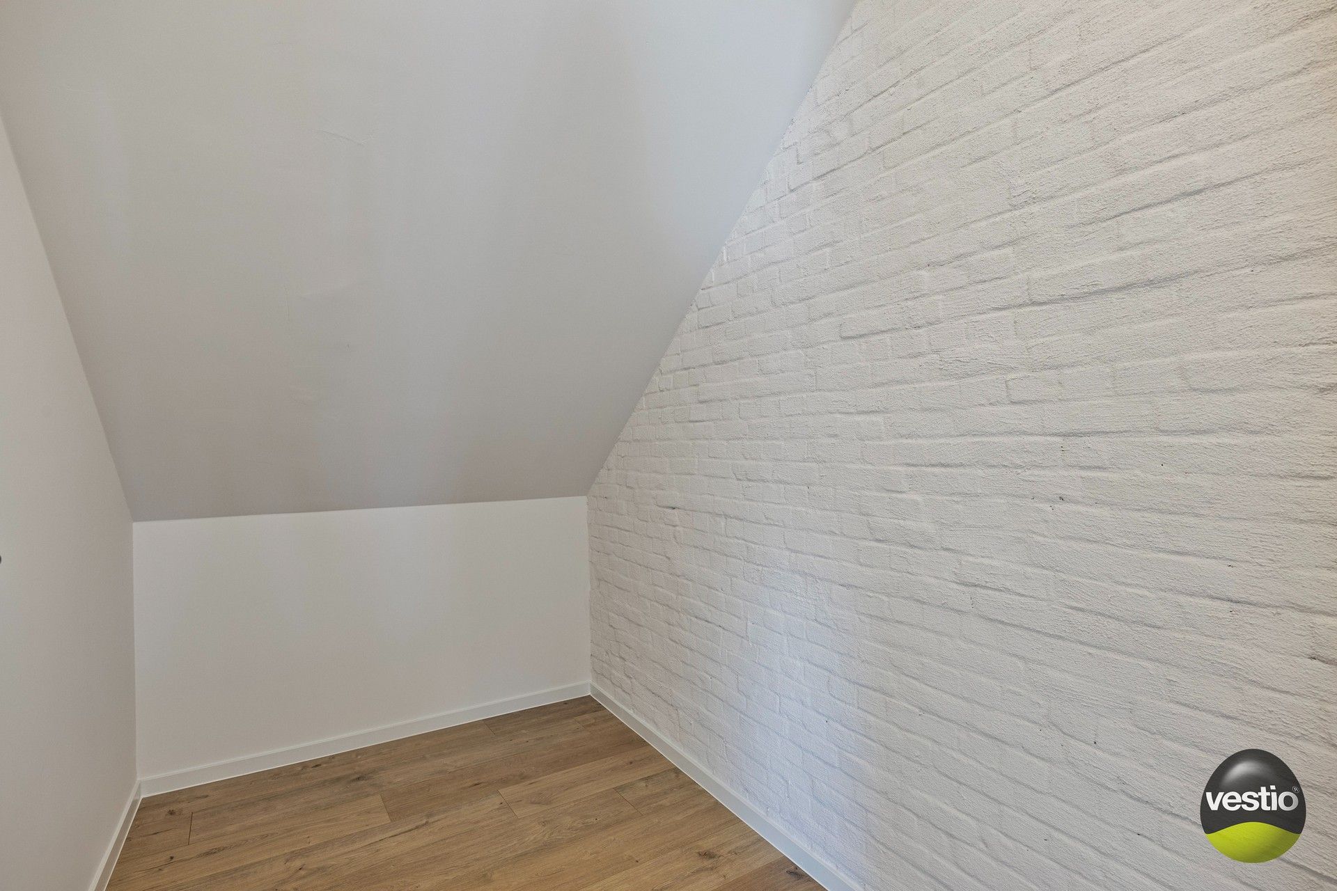TOTAAL GERENOVEERDE WONING MET 3 SLAAPKAMERS EN STADSTUIN IN CENTRUM HASSELT foto 20
