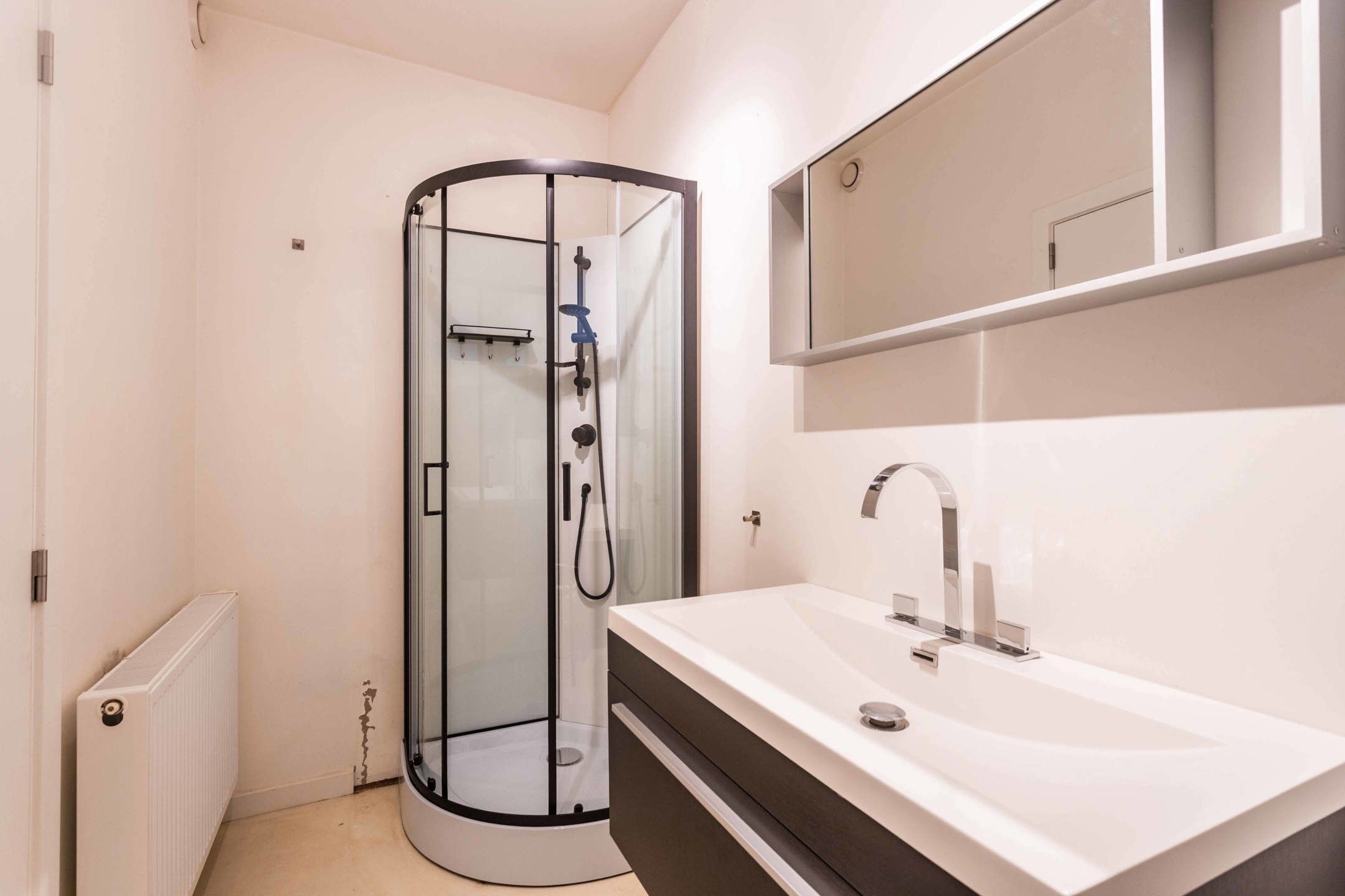 Zeer ruime en trendy stadswoning met heerlijk dakterras! foto 27