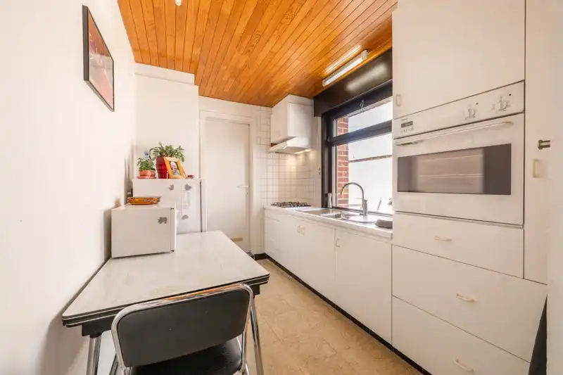 🏡 Gezinswoning met ruime garage en tuin TE KOOP in Meulebeke! foto 9