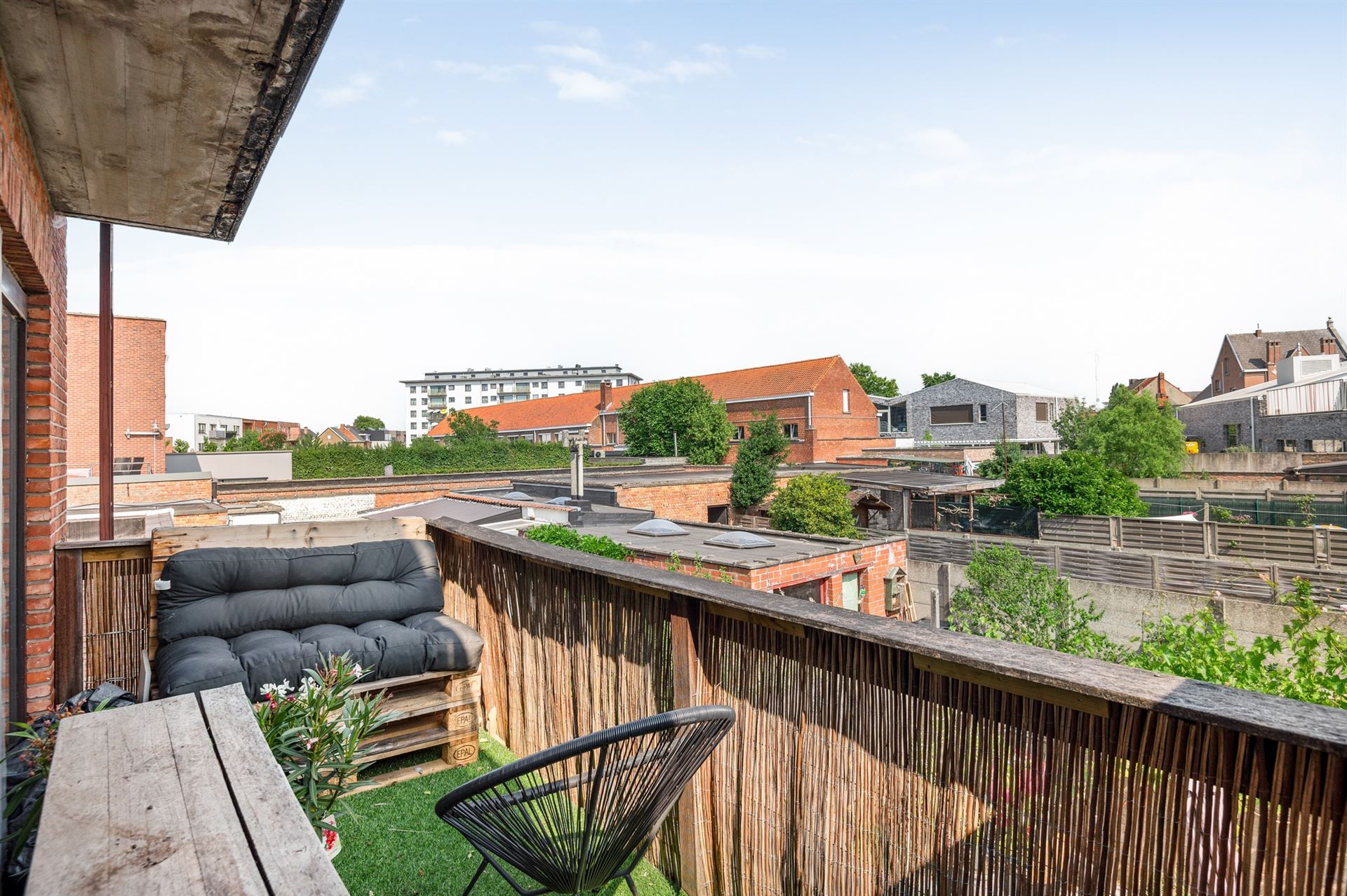 GOED GELEGEN APPARTEMENT IN EEN KLEINE RESIDENTIE VAN 3 APP foto 17
