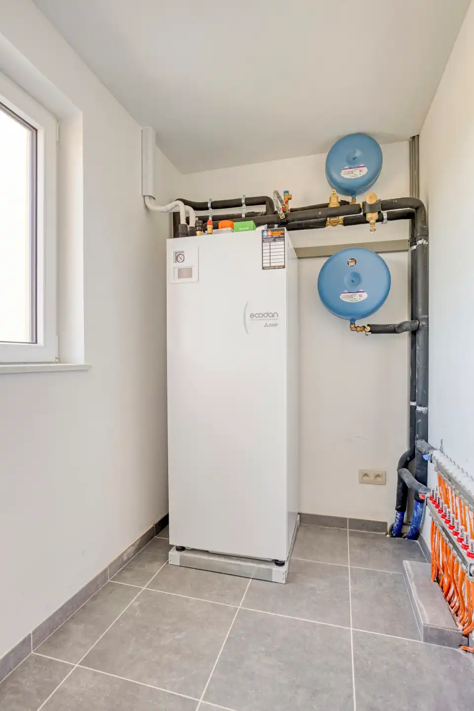 Ruime gerenoveerde woning (230 m²) nabij Gouden Kruispunt foto 20