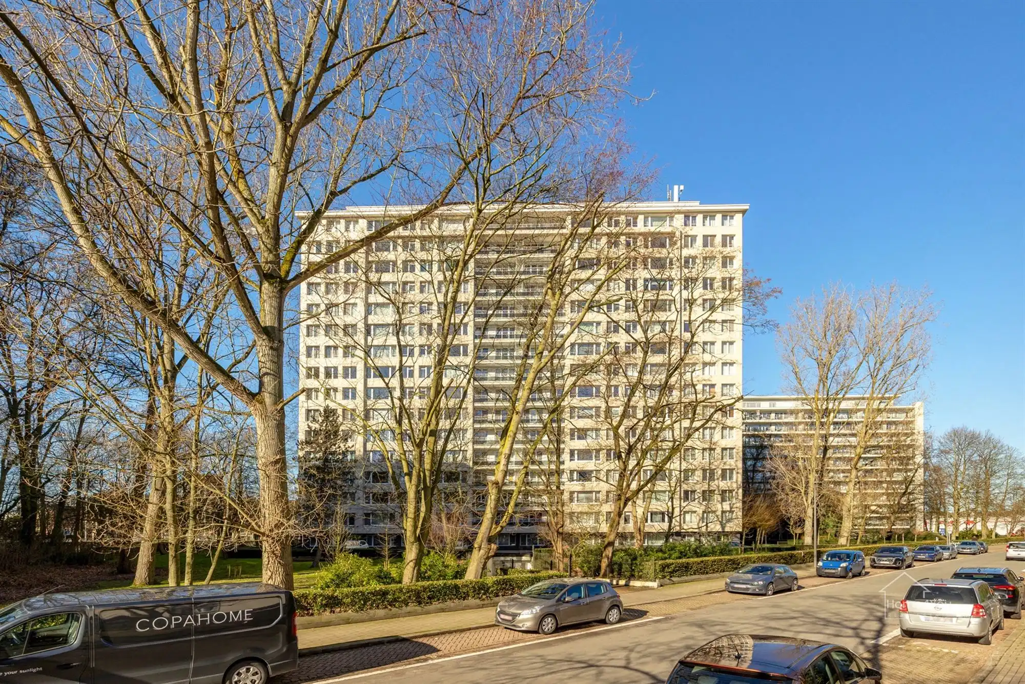 Lichtrijk 2-slaapkamerappartement te koop in Berchem! foto 12