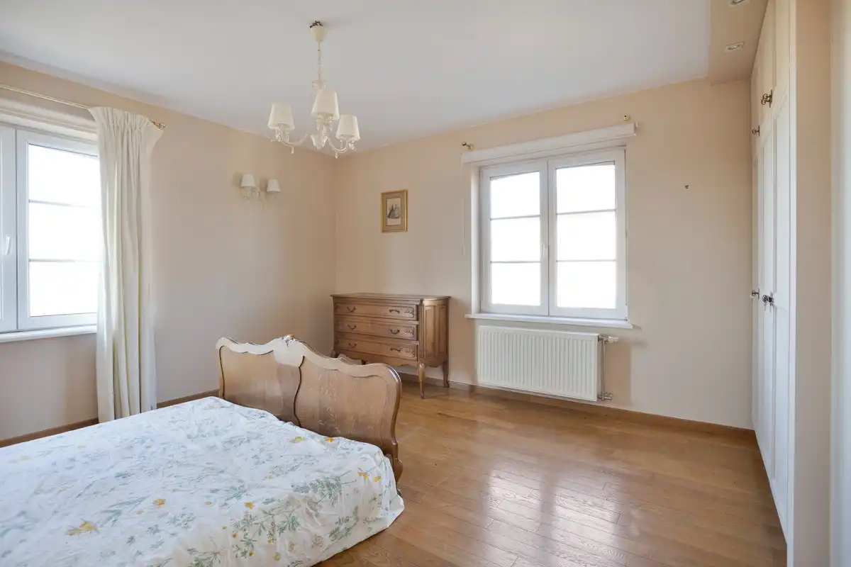 Riante villa met vier slaapkamers en prachtig uitzicht op strategische ligging foto 15