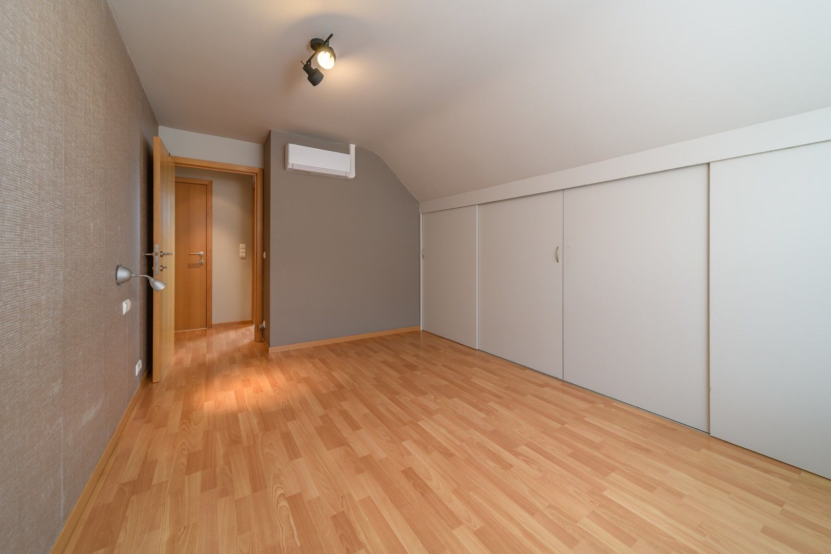 Uiterst rustig gelegen kangoeroewoning foto 19