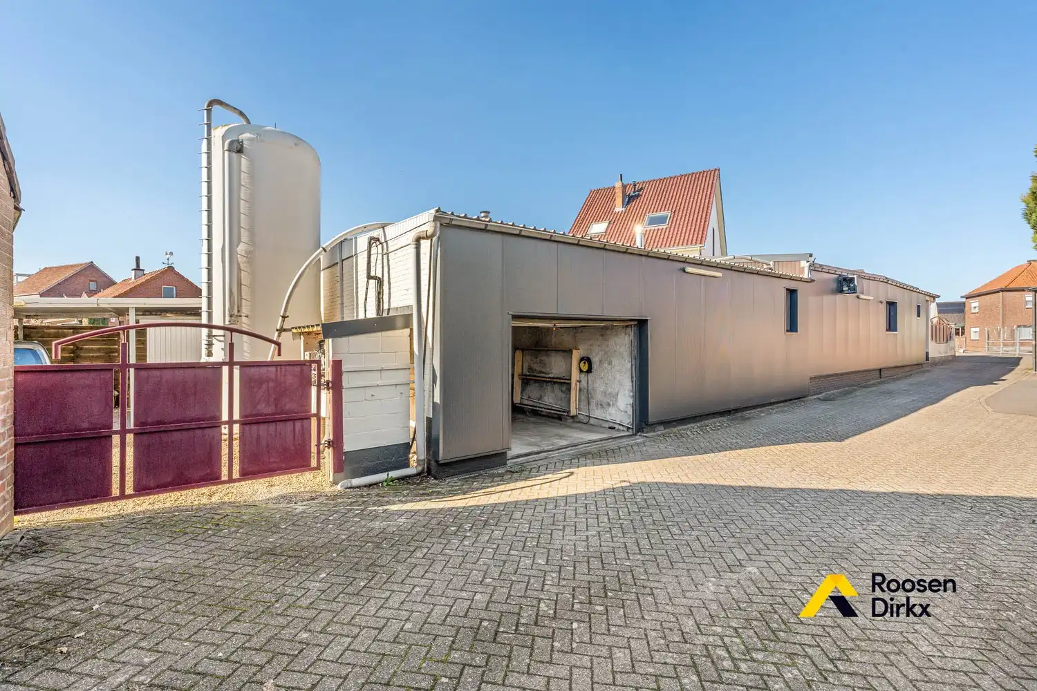 Bakkerij met luxe woonst en studio! foto 24