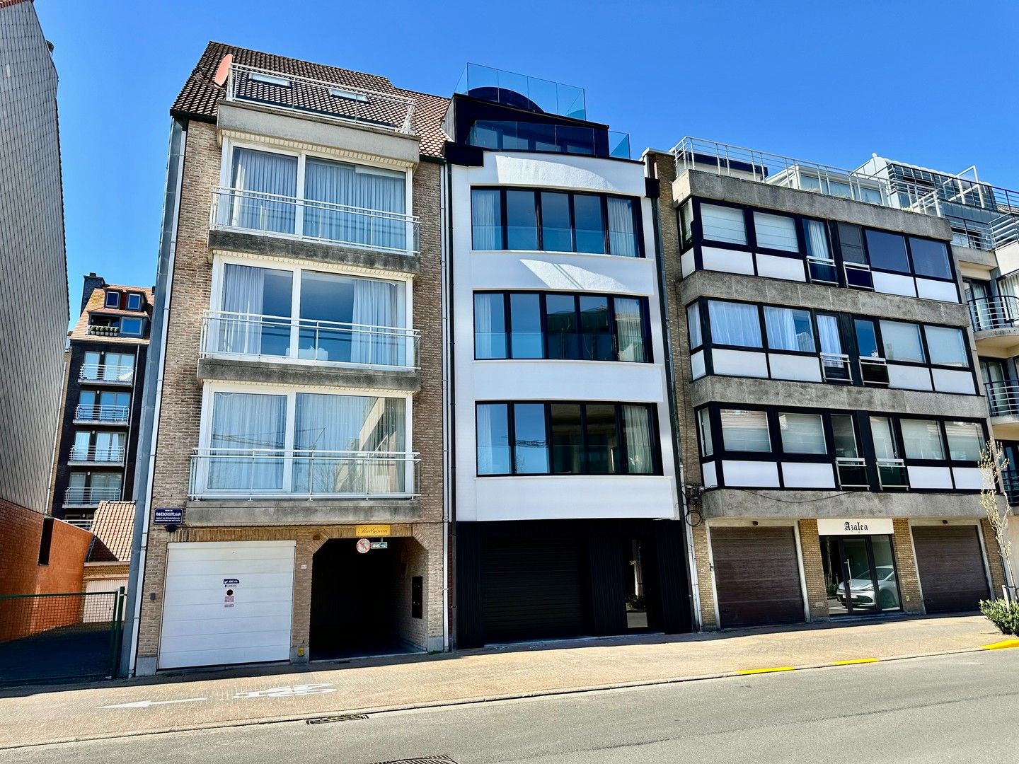 Prachtig gerenoveerd appartement nabij het centrum en de zee met open zichten. foto 29