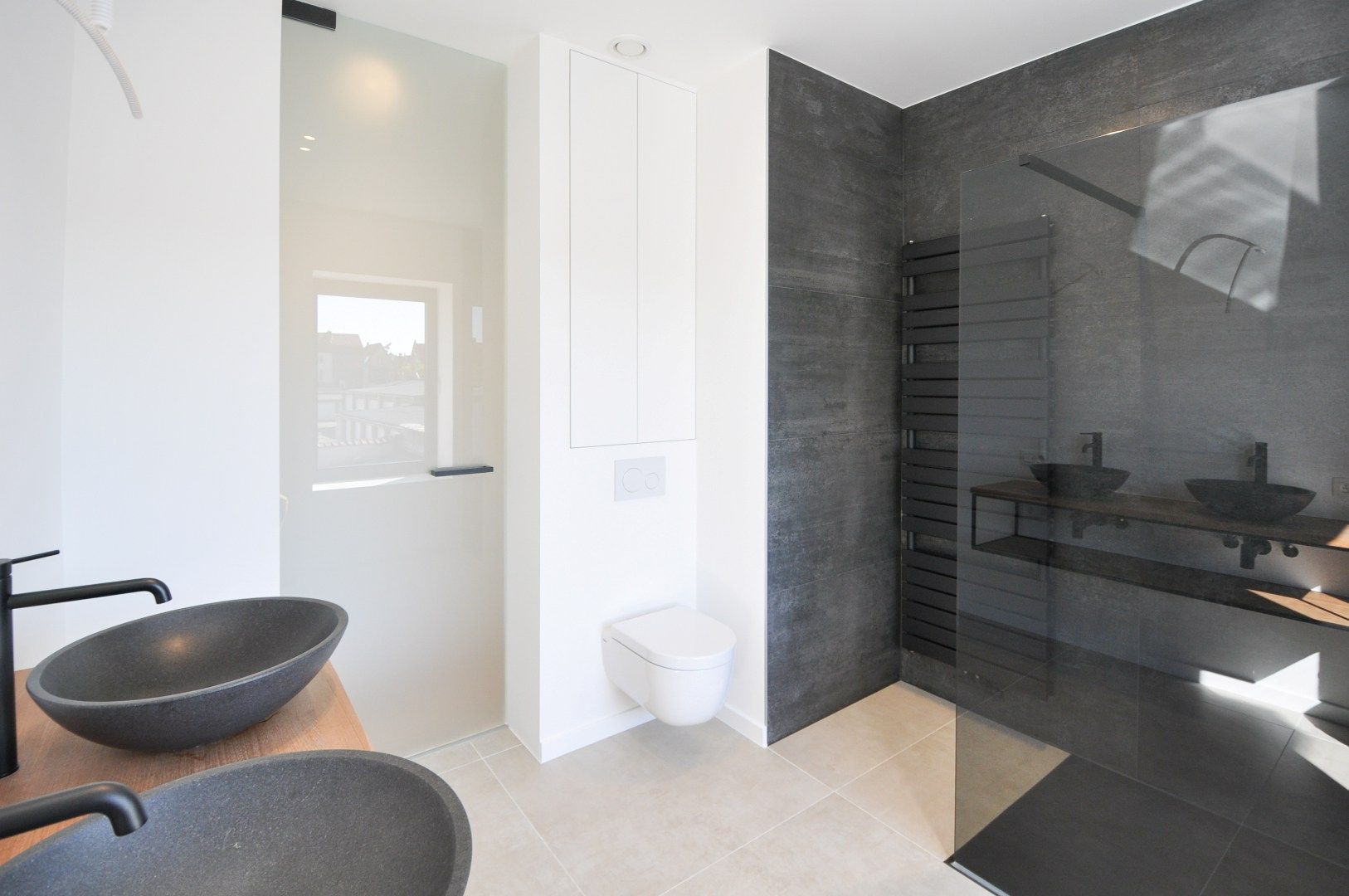 Gerenoveerde woning met 3 slaapkamers te Kristus-Koning foto 18