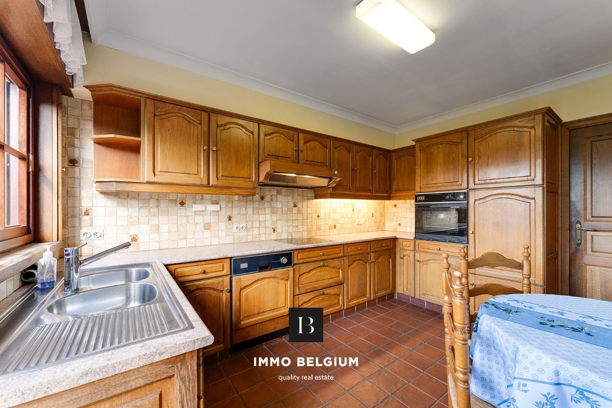 Ruime villa nabij het centrum met veel mogelijkheden foto 10