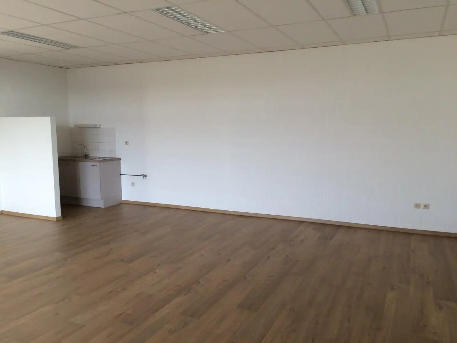 Kantoor te huur foto 4