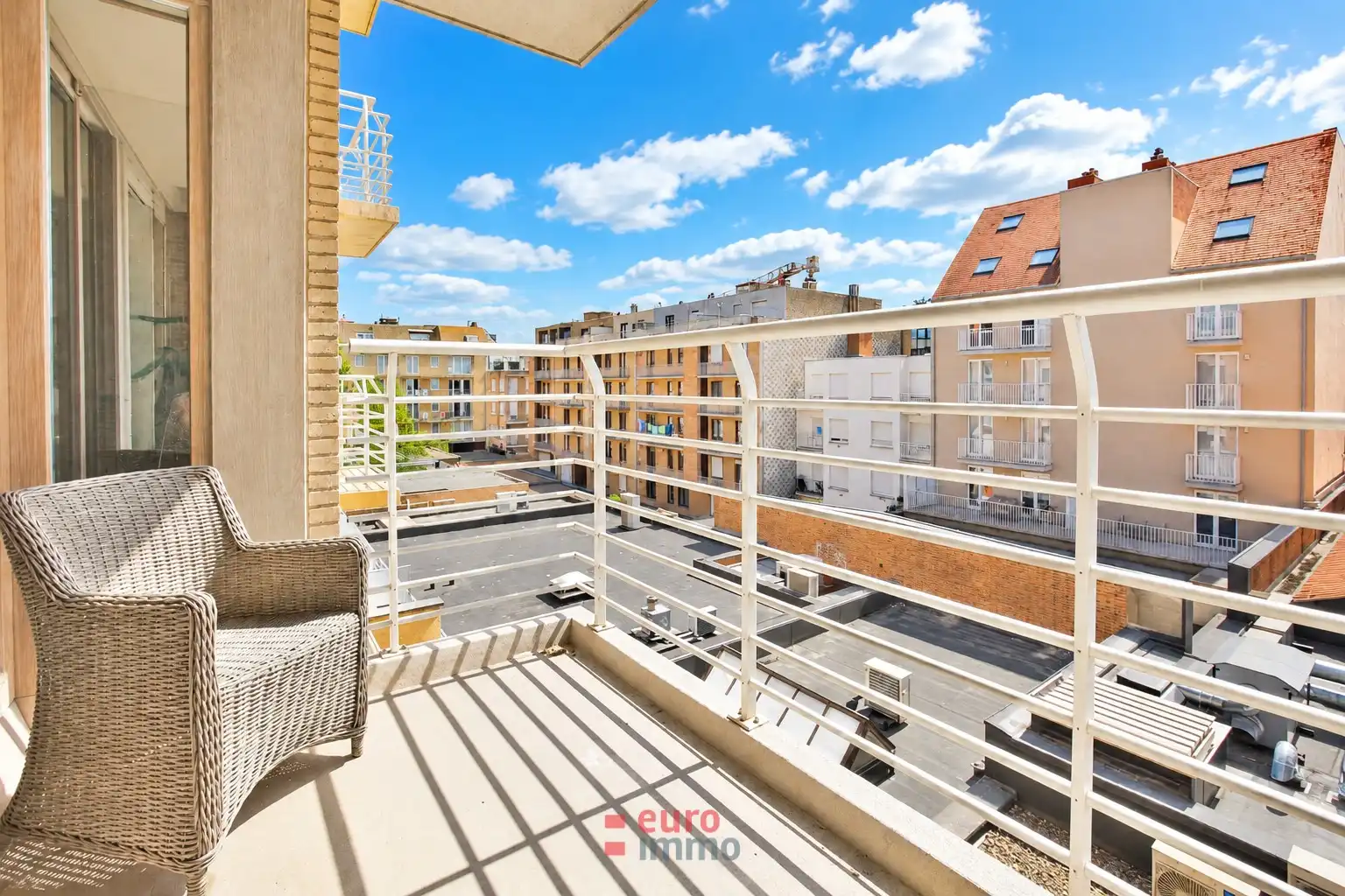 Vastgoedklepper in onze bruisende winkelstraat!! foto 12