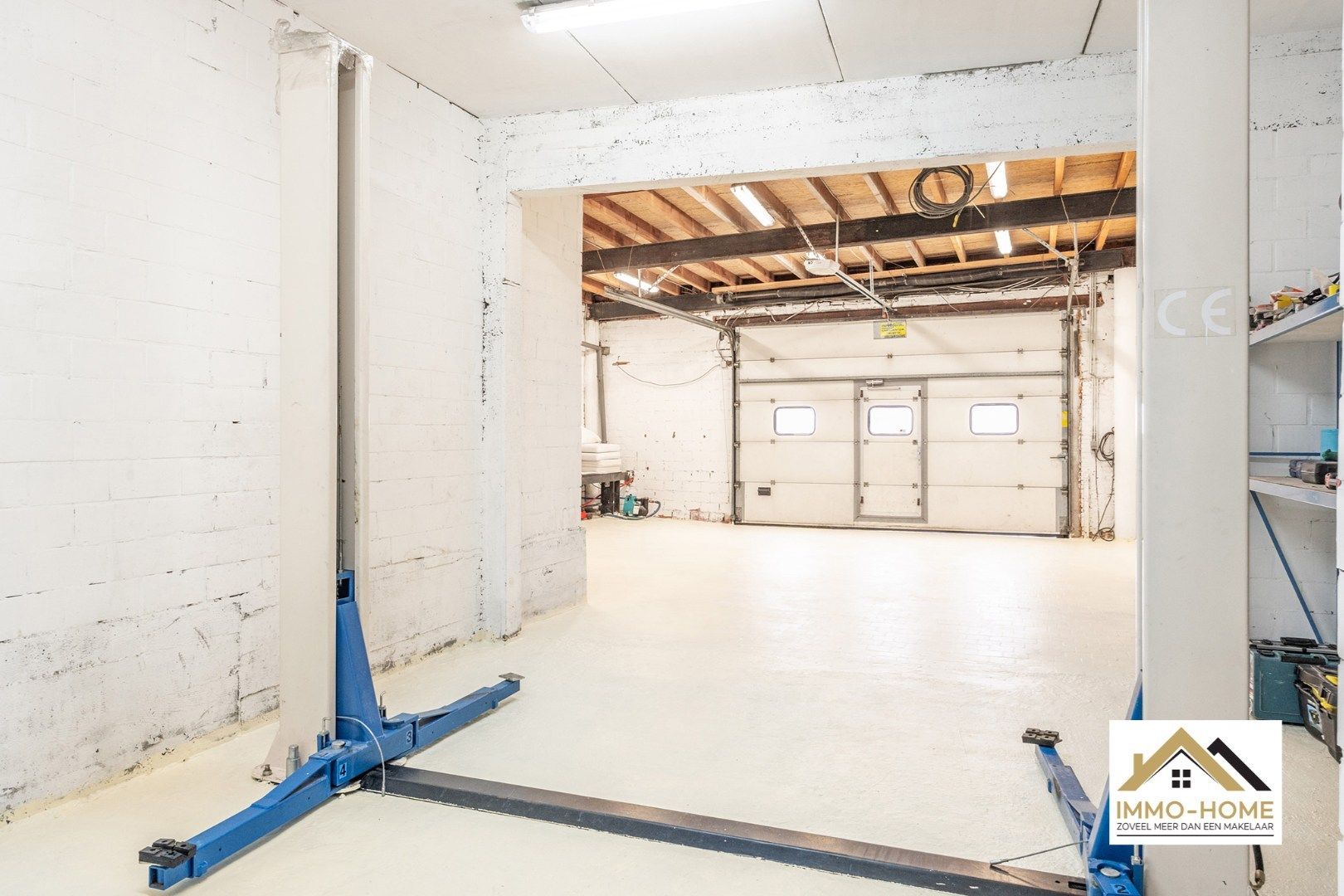 Instapklare woning met 4 slaapkamers EN groot atelier! foto 3