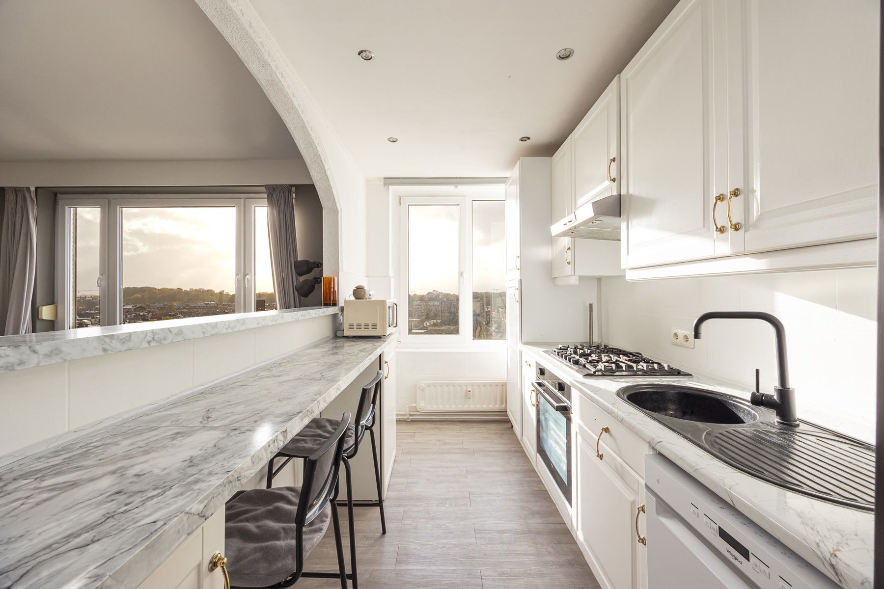 Verzorgd appartement met mogelijkheid tot 3 slaapkamers! foto 7