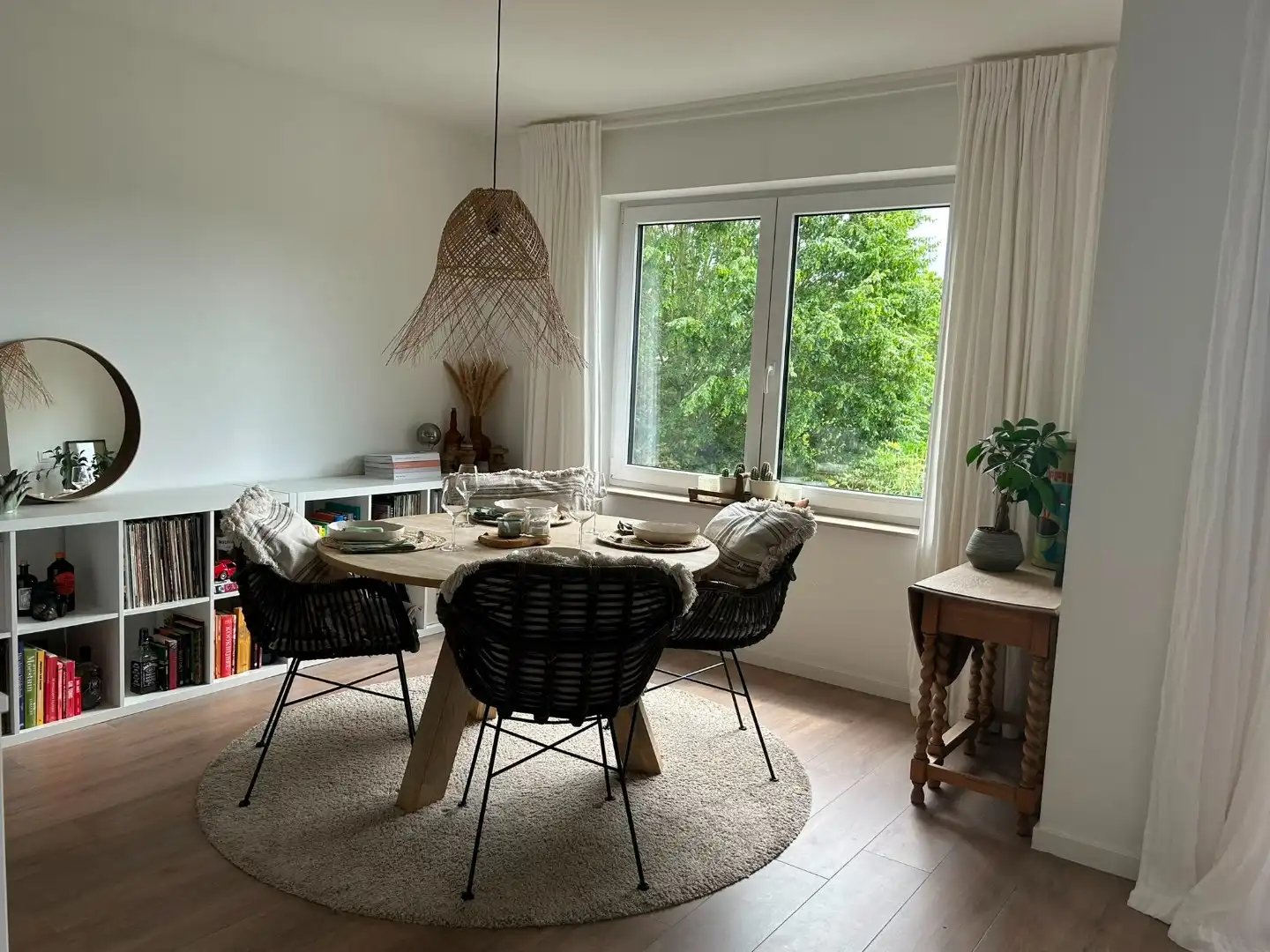 Ruim appartement met 2 slaapkamers in het centrum van Mol! foto 4