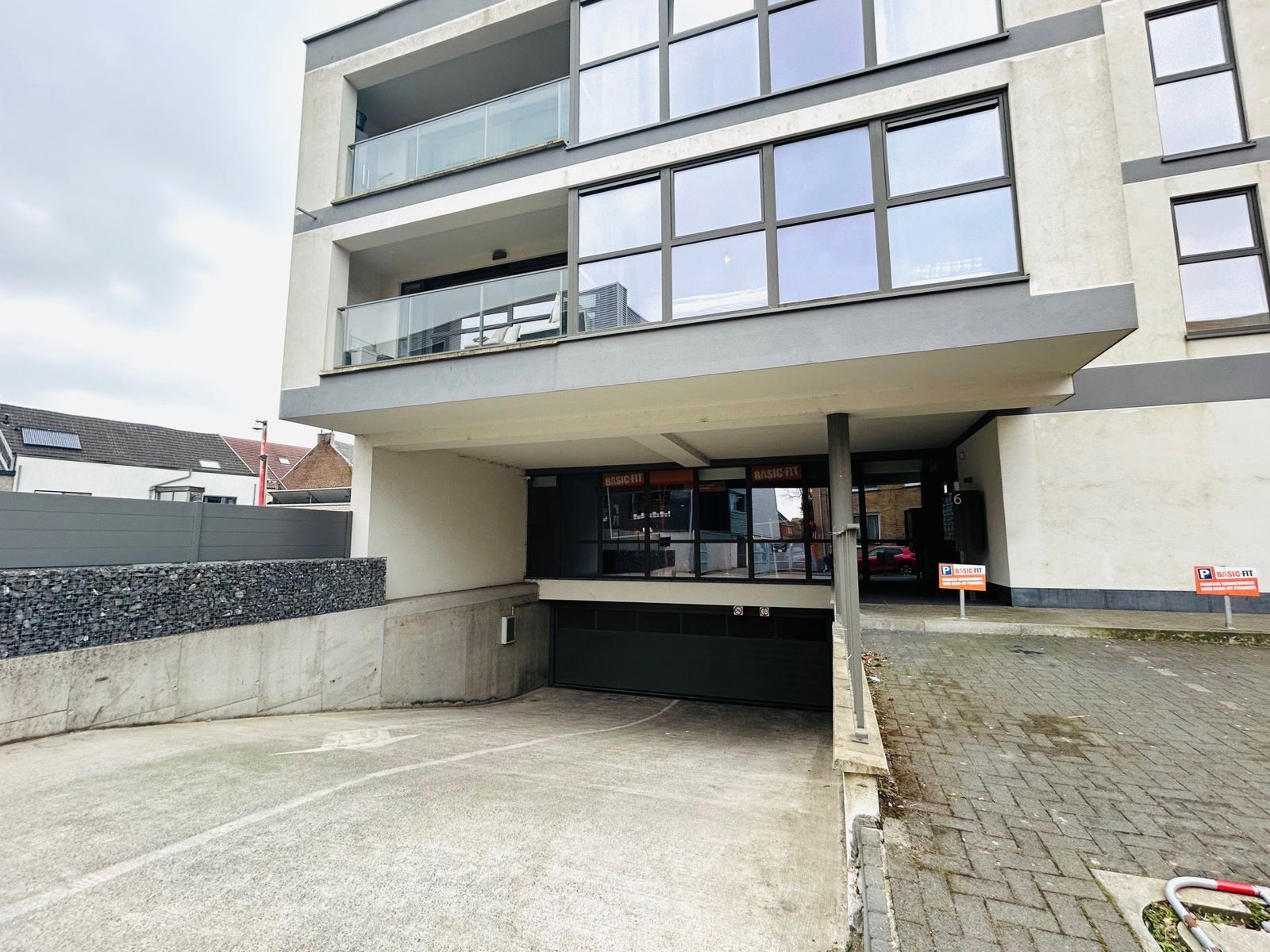 Modern appartement met 2 slaapkamers en terras foto 30